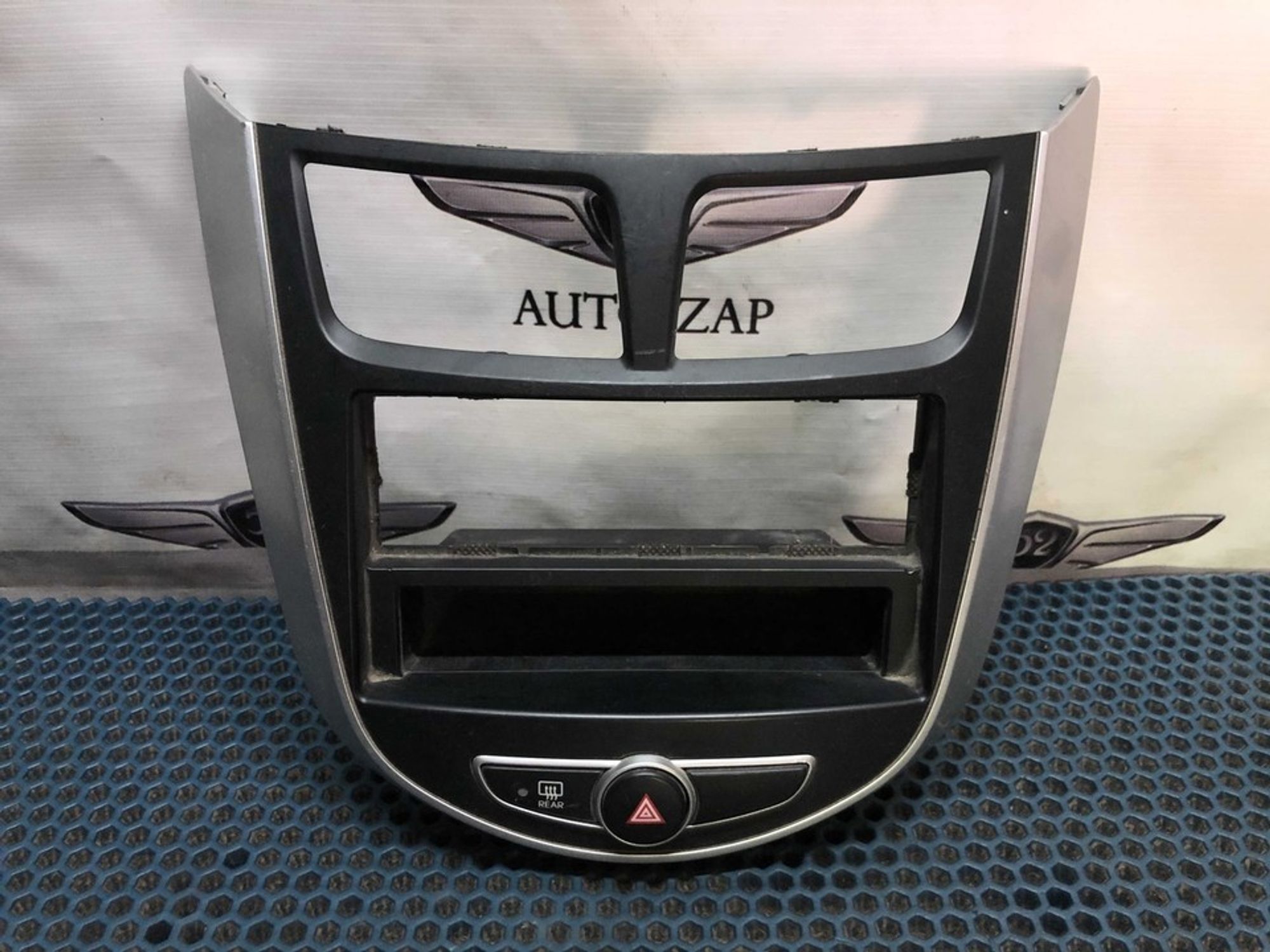 847414L000 Панель центральной консоли Hyundai Solaris I, 900 рублей, Нижний Новгород