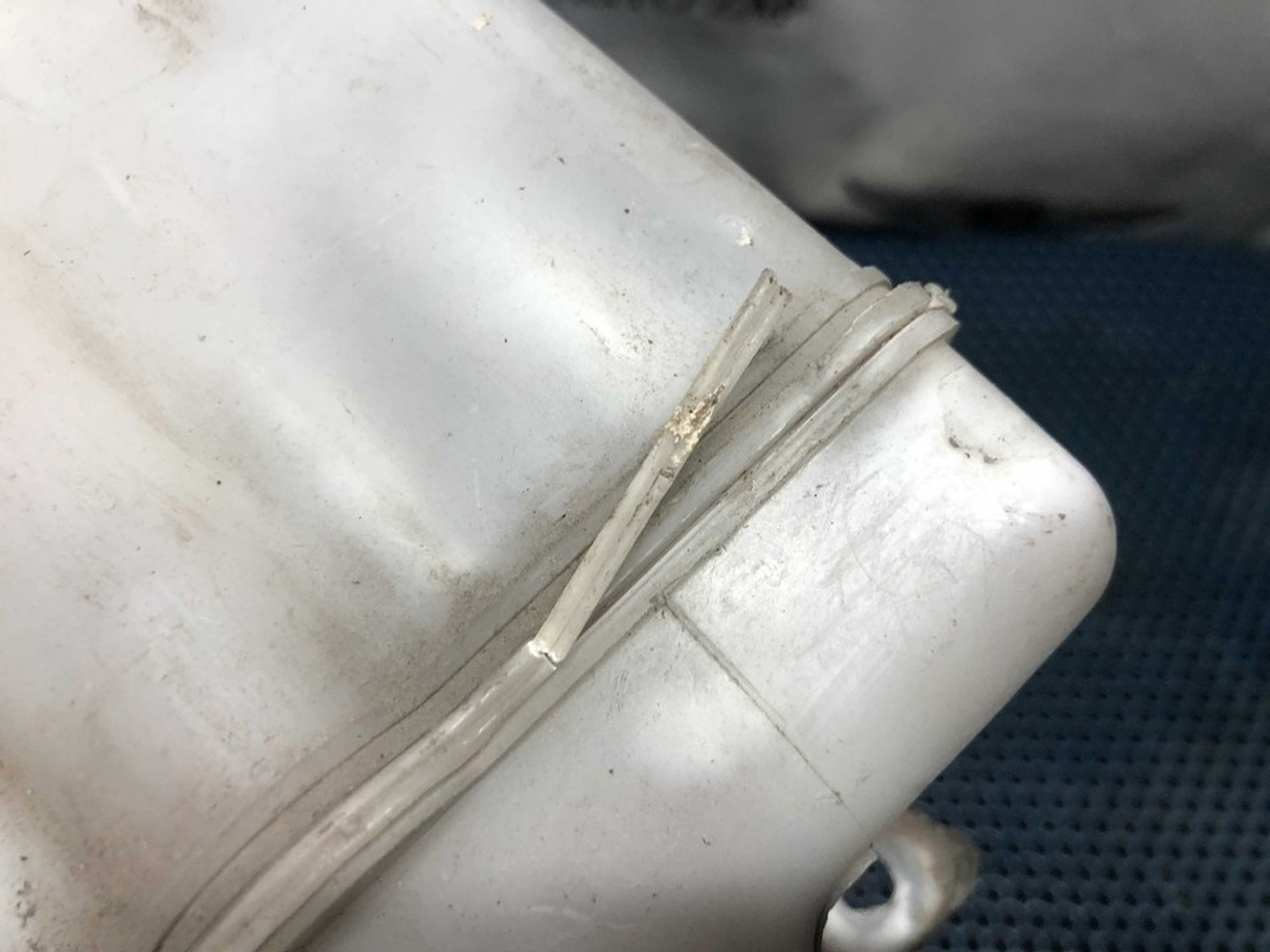 2543038050 Бачок расширительный Hyundai Sonata IV EF, 900 рублей, Нижний Новгород