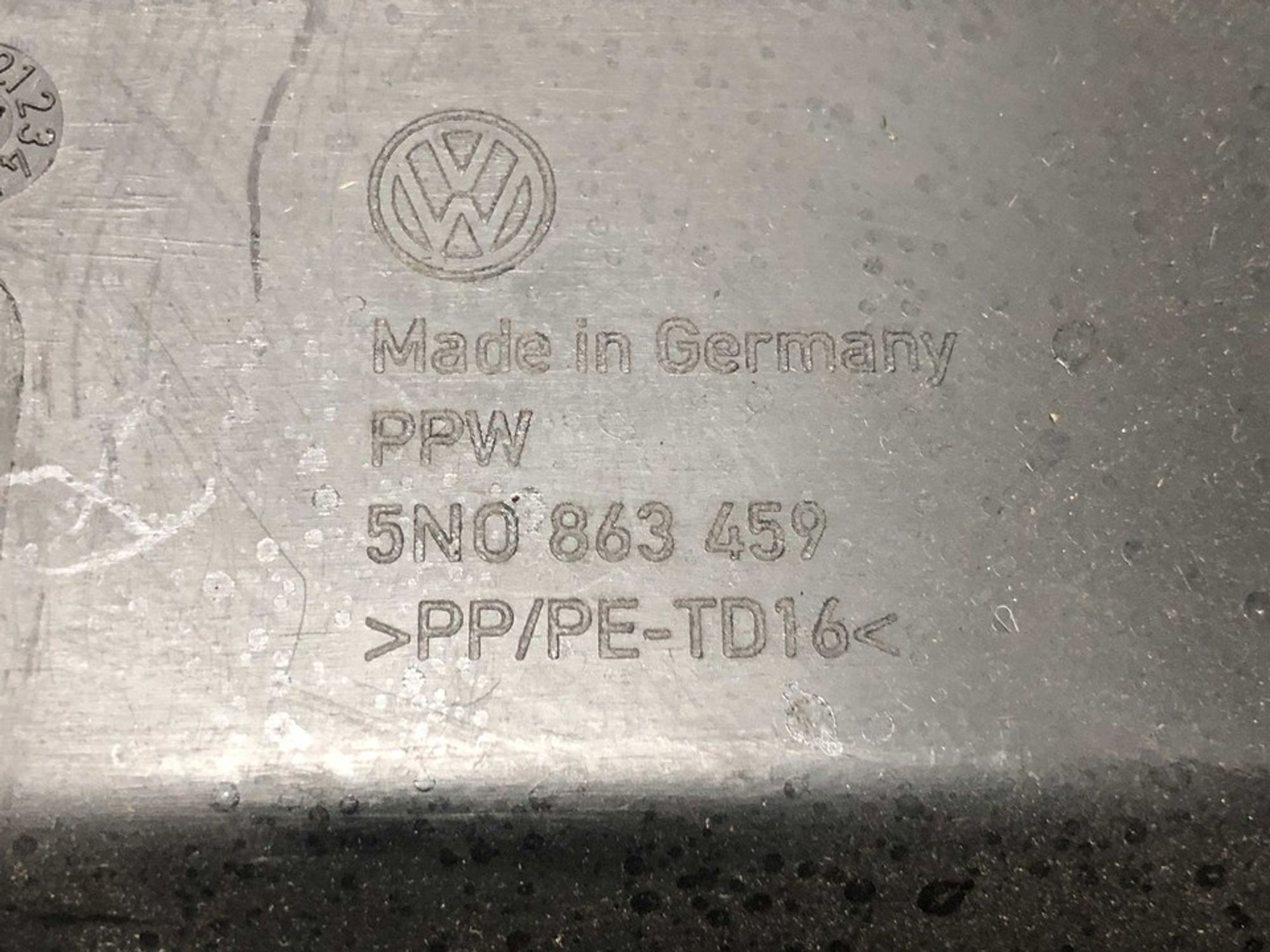 5N0863459 Накладка багажника Volkswagen Tiguan I, 1200 рублей, Нижний Новгород