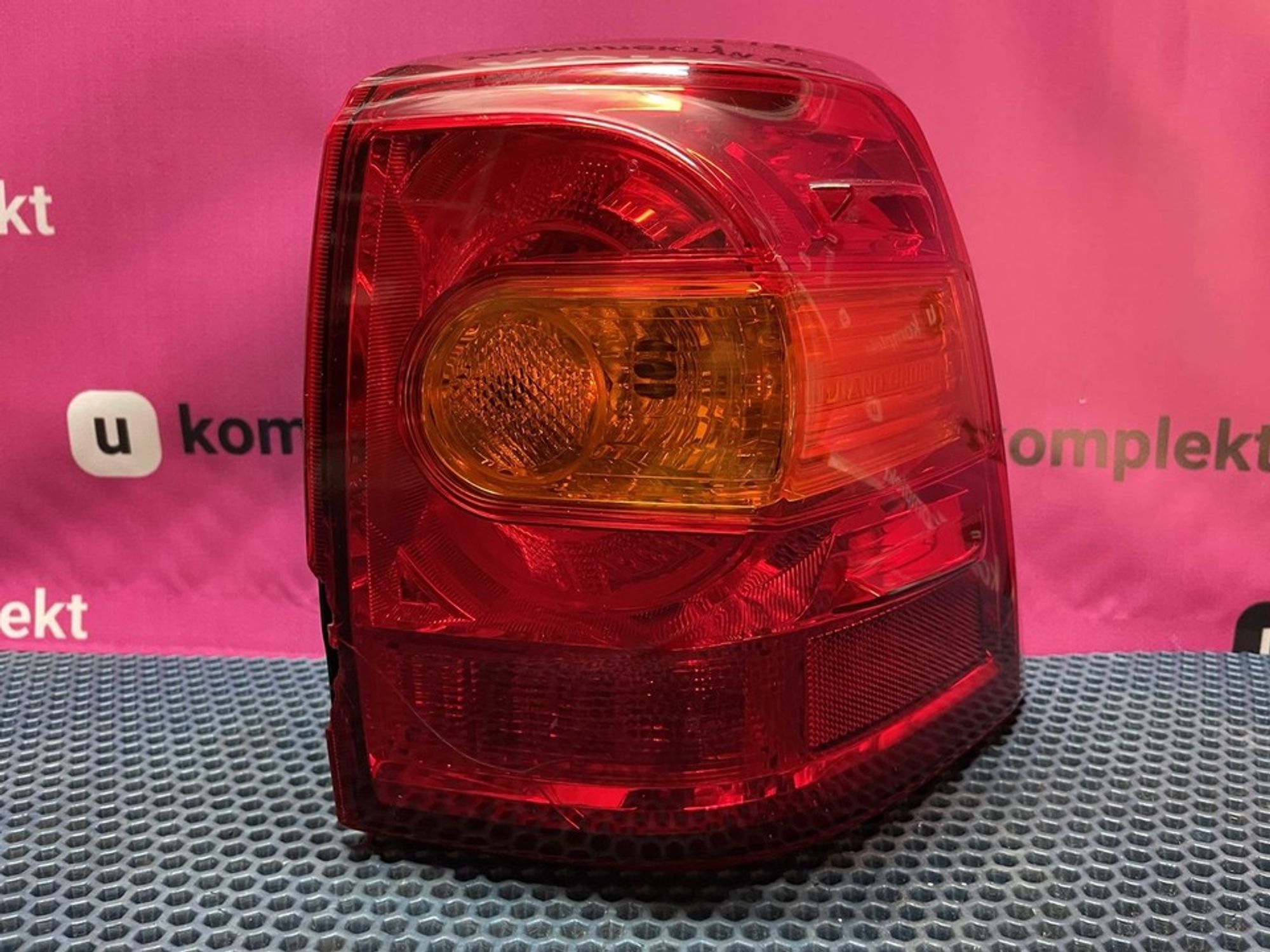 8155160A80 Фонарь задний правый наружный R Toyota Land Cruiser 200, 1900 рублей, Нижний Новгород