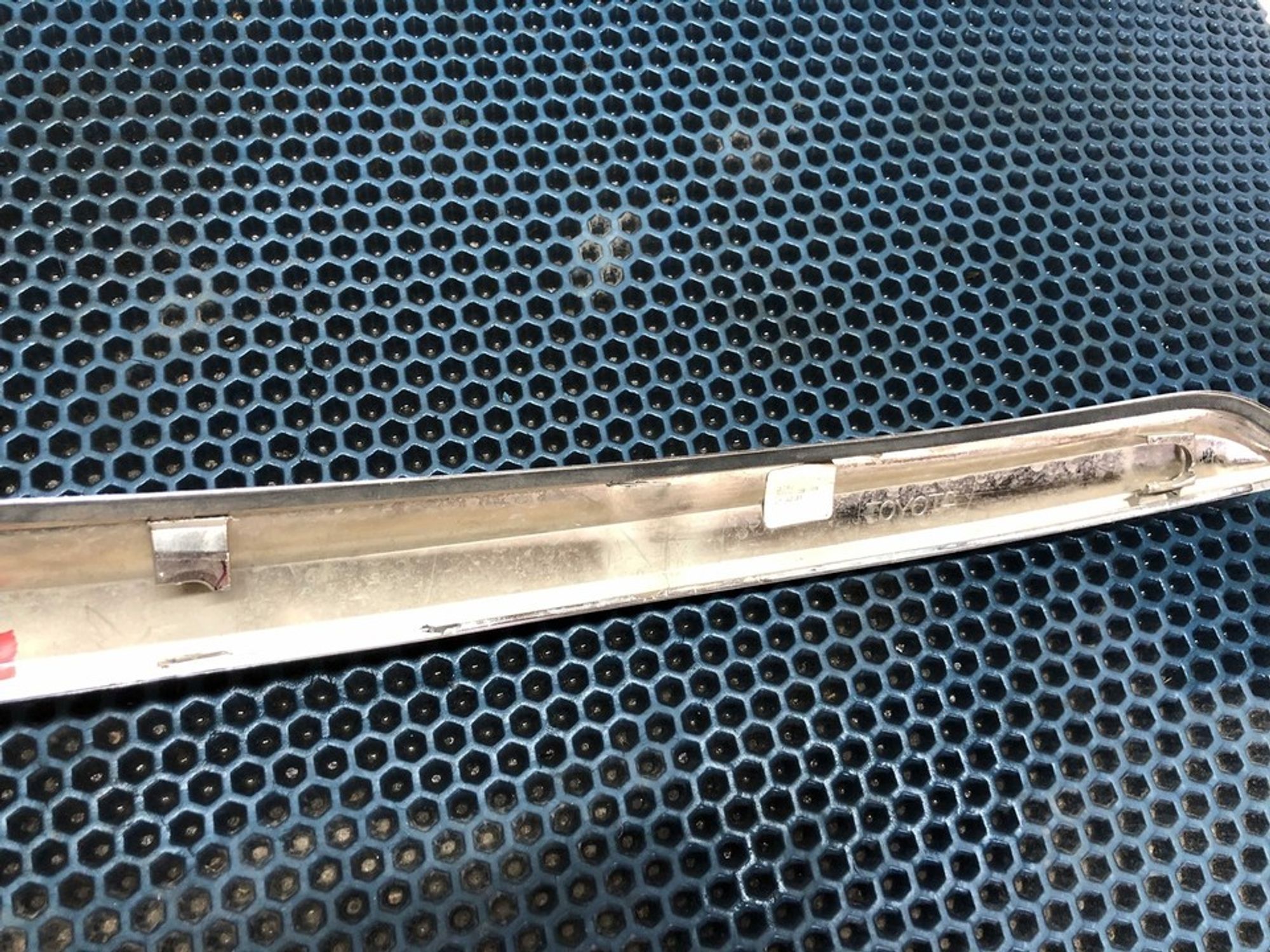 7577033040 Молдинги капота Toyota Camry XV50, 600 рублей, Нижний Новгород