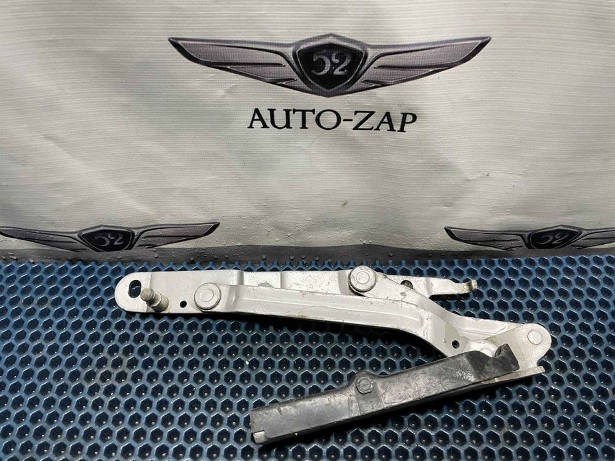 893827302 Петля капота правая R Audi 80 B3, 400 рублей, Нижний Новгород