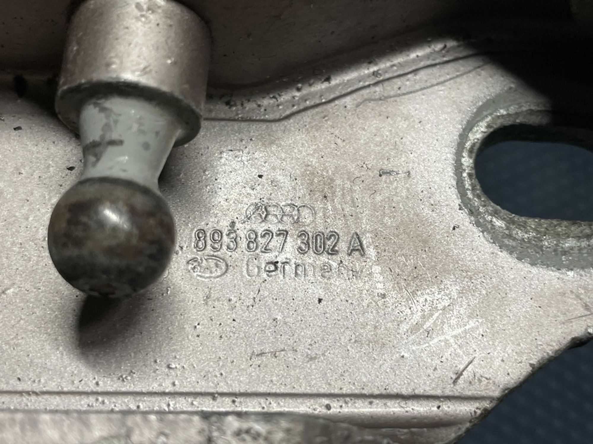 893827302 Петля капота правая R Audi 80 B3, 400 рублей, Нижний Новгород