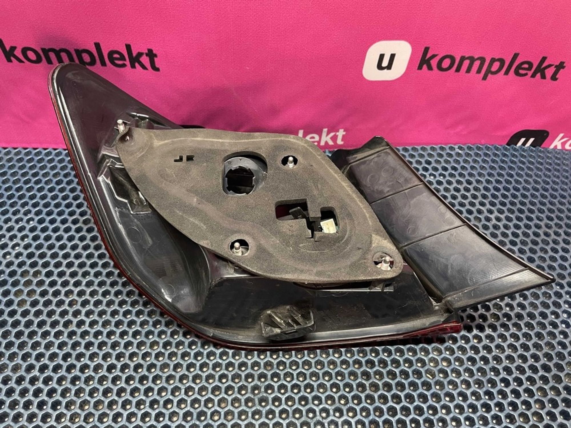 8155133610 Фонарь задний правый наружный R Toyota Camry XV50, 2000 рублей, Нижний Новгород