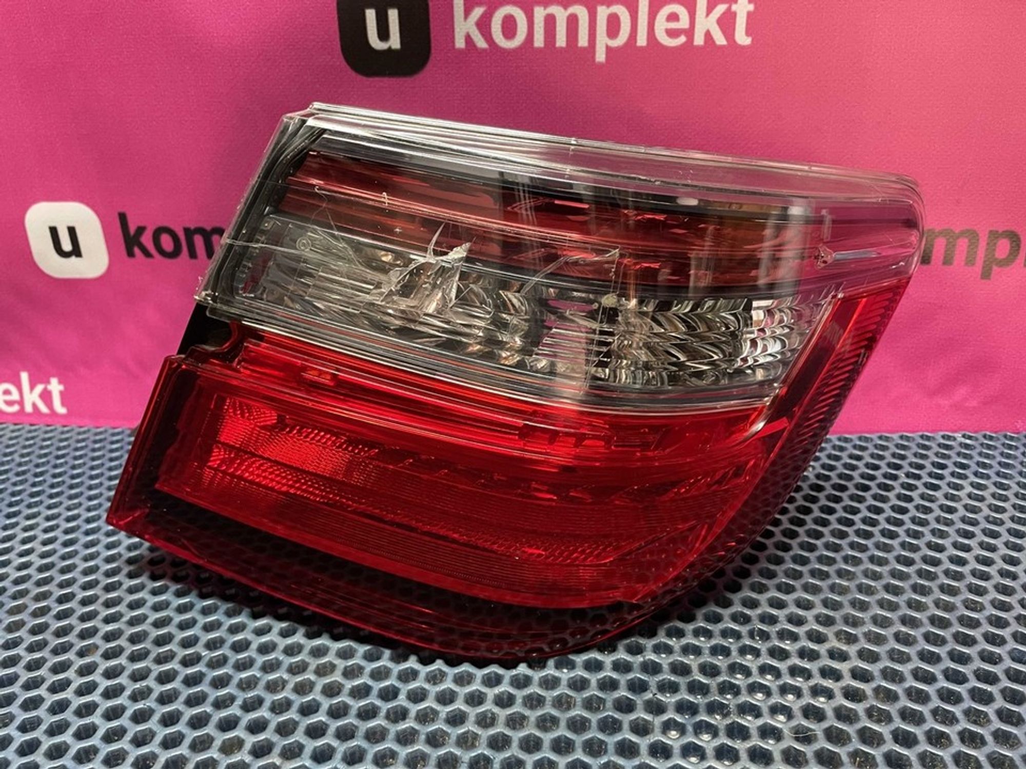 8155133610 Фонарь задний правый наружный R Toyota Camry XV50, 2000 рублей, Нижний Новгород