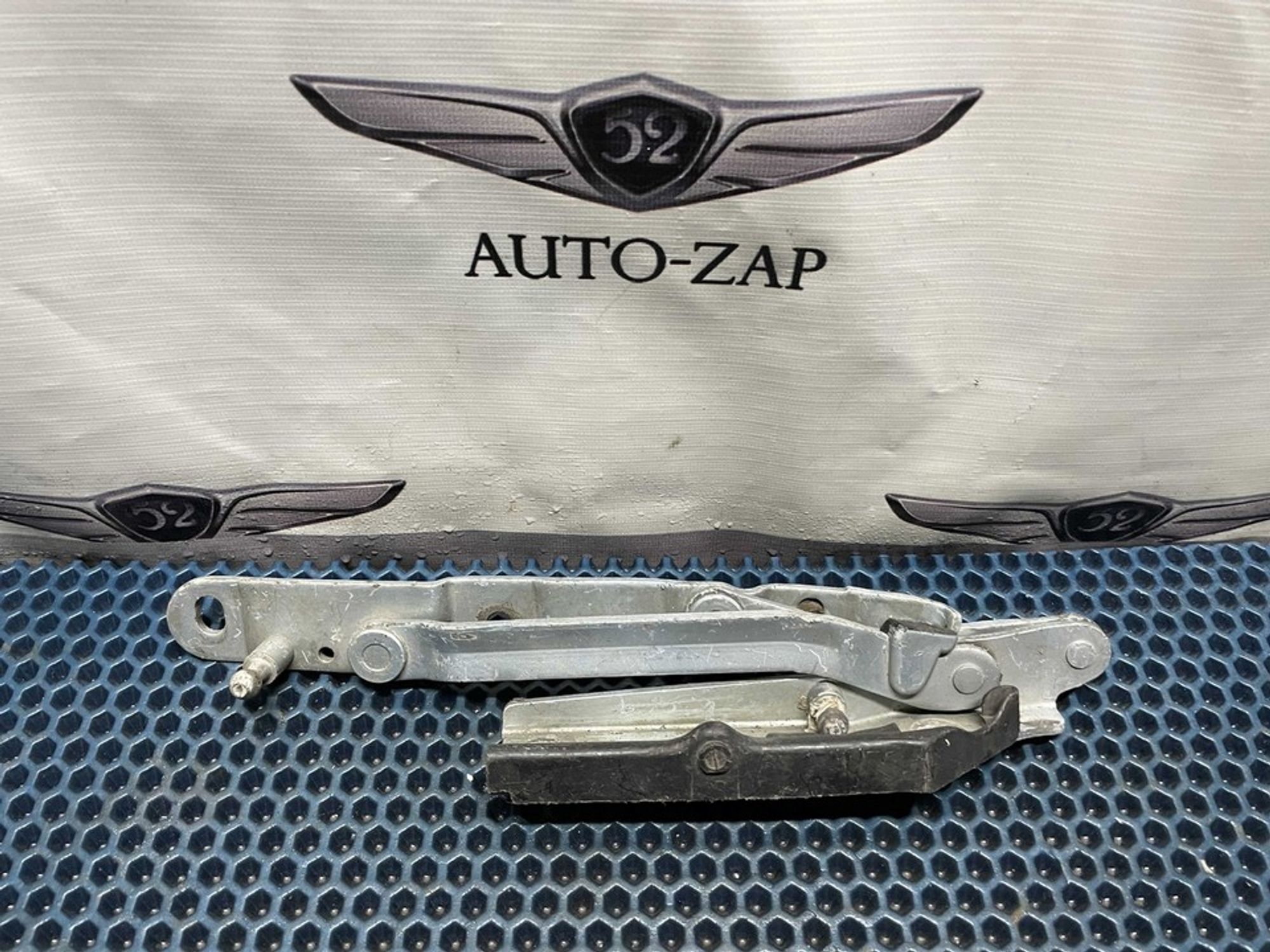 893827302 Петля капота правая R Audi 80 B3, 400 рублей, Нижний Новгород