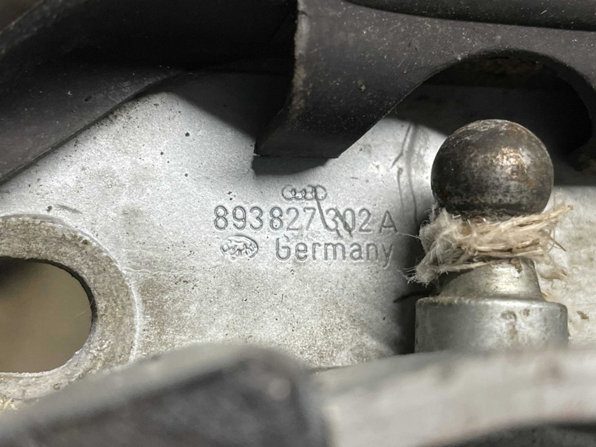 893827302 Петля капота правая R Audi 80 B3, 400 рублей, Нижний Новгород