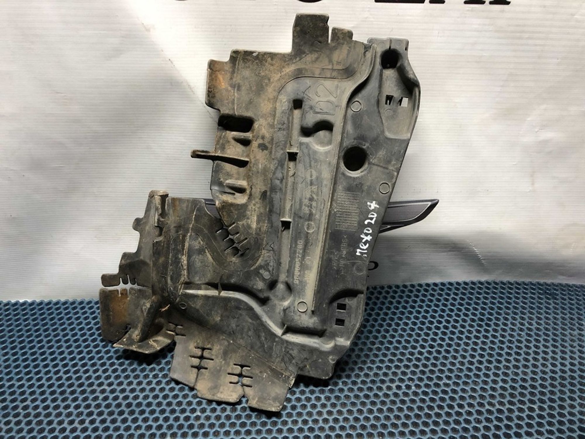 9680057280 Дефлектор радиатора правая R Peugeot 207, 900 рублей, Нижний Новгород