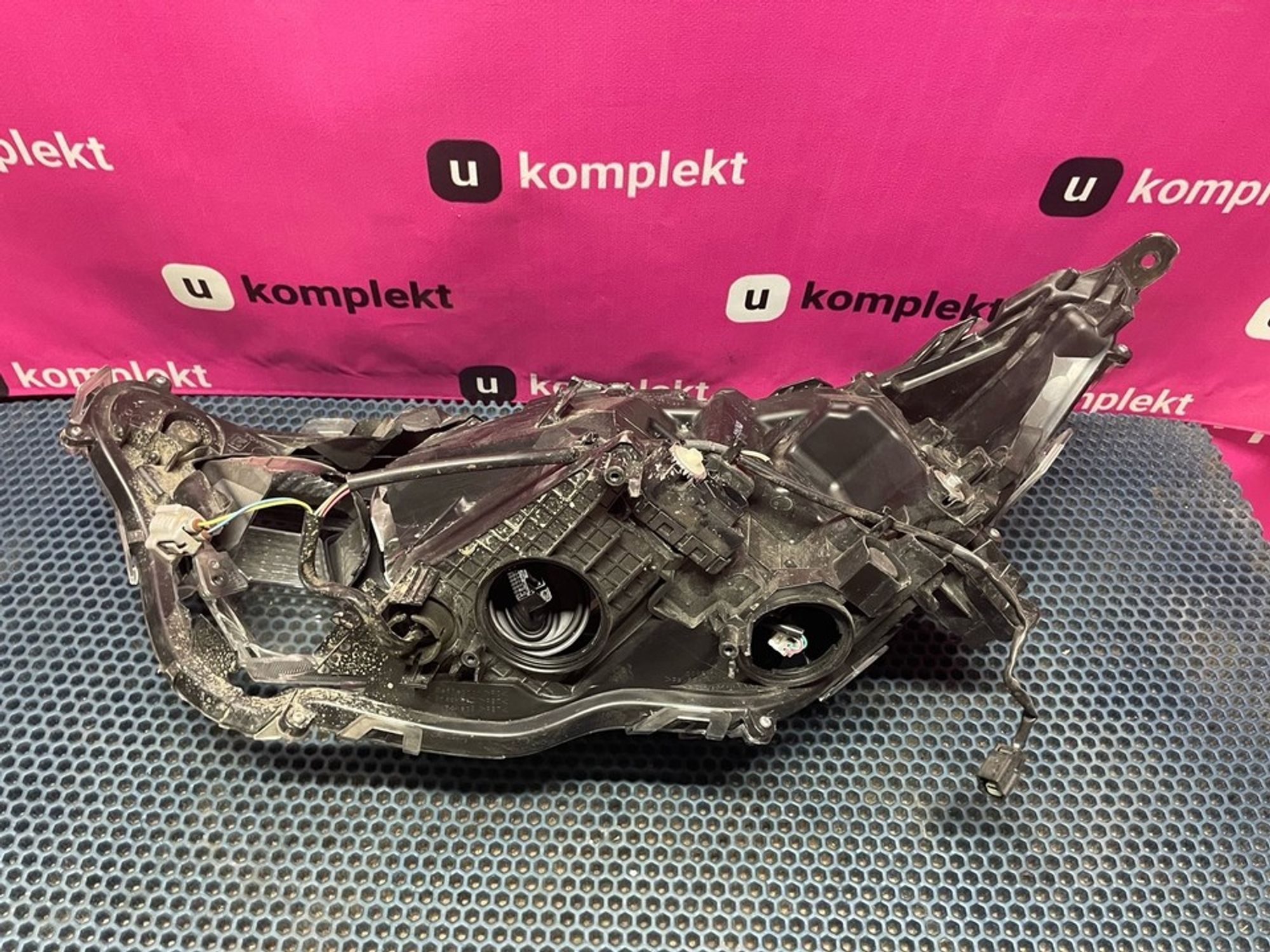 8114542840 Фара правая R Toyota RAV4 XA50, 2200 рублей, Нижний Новгород