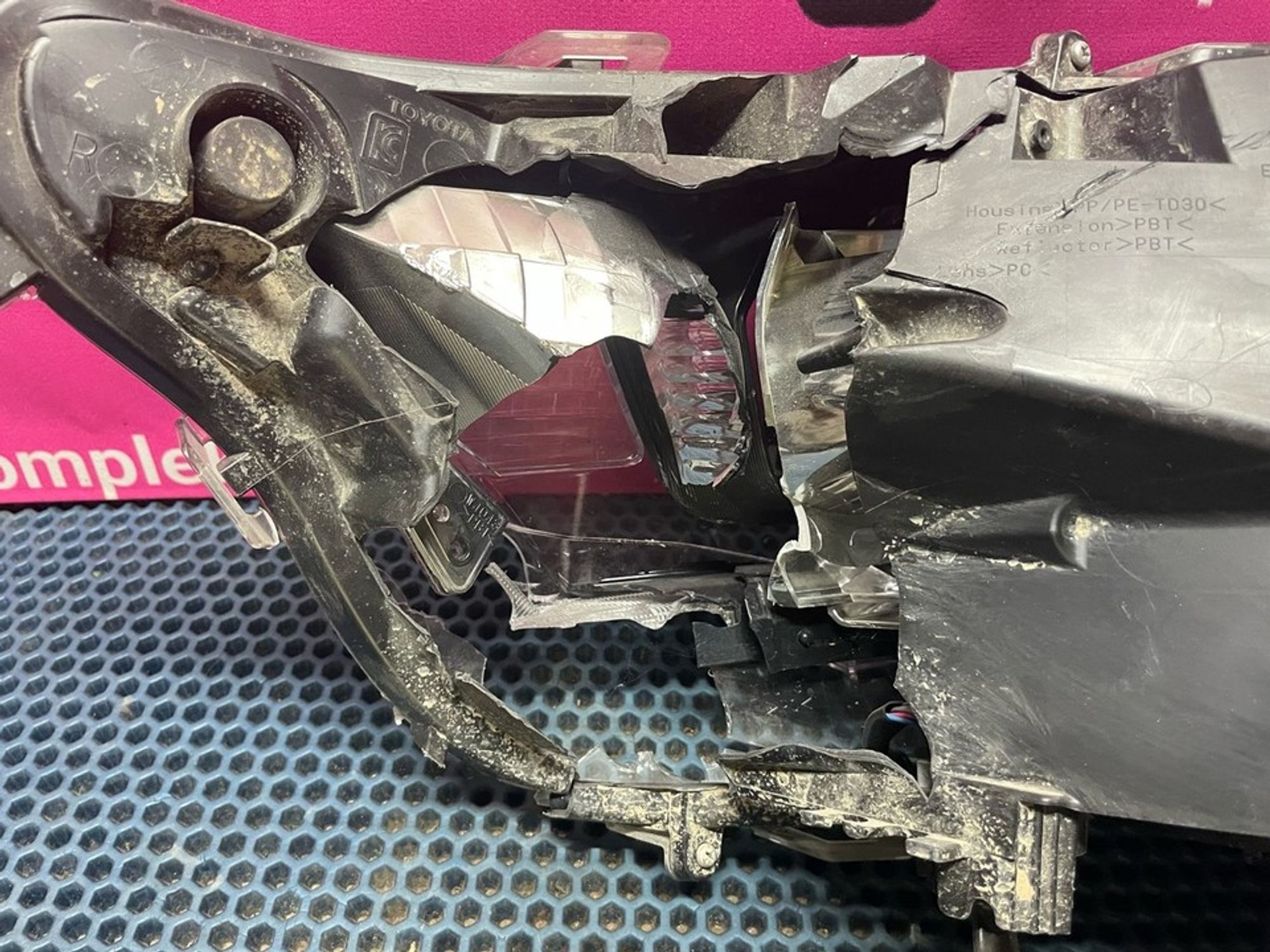 8114542840 Фара правая R Toyota RAV4 XA50, 2200 рублей, Нижний Новгород