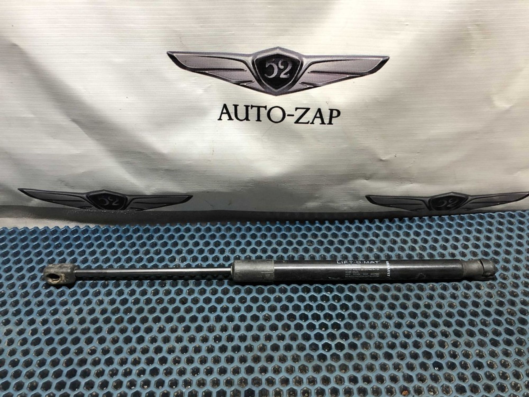 904520004R Амортизатор багажника Renault Duster I, 800 рублей, Нижний Новгород