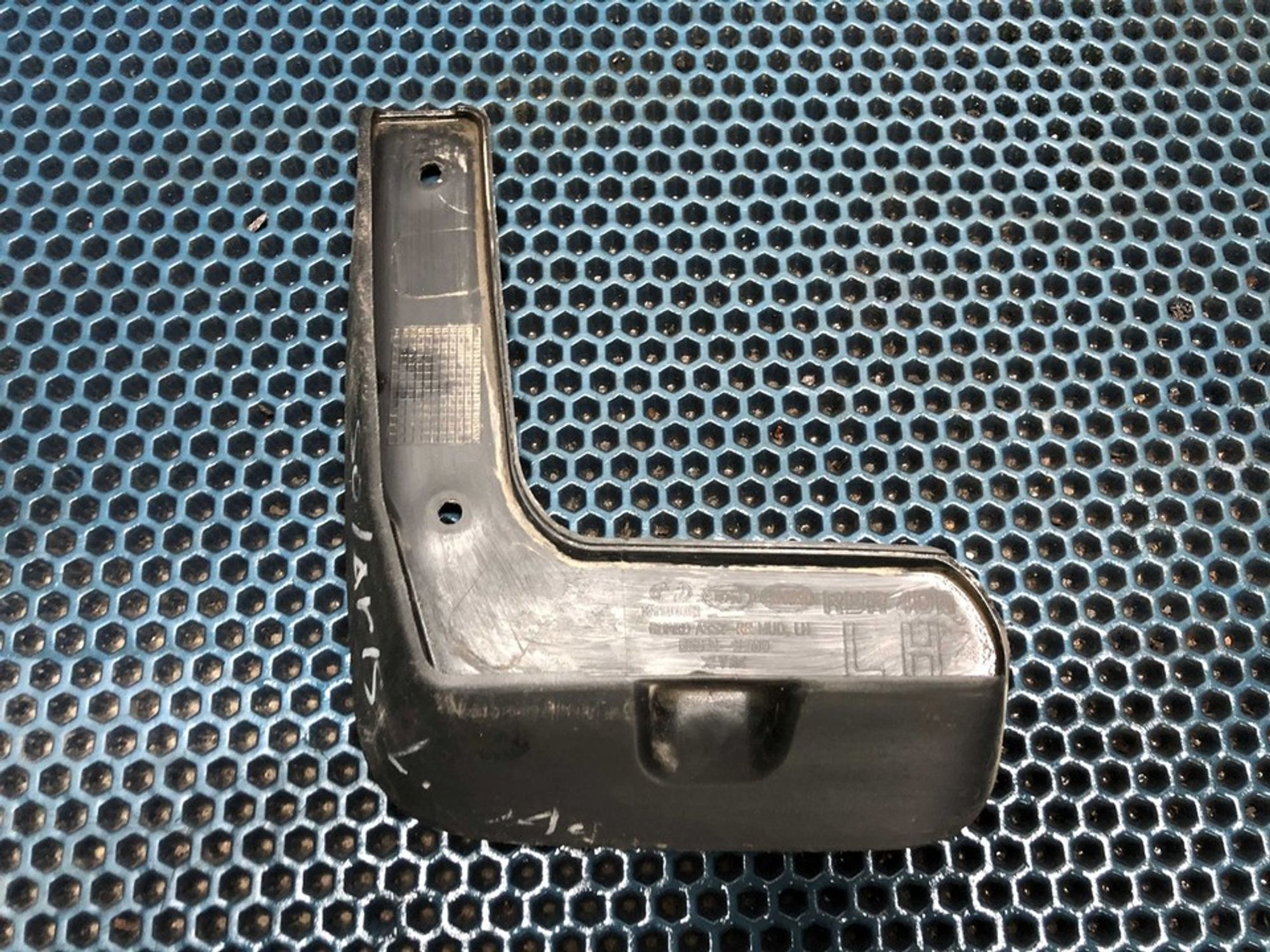 868414L500 Брызговик задний левый L Hyundai Solaris I, 500 рублей, Нижний Новгород