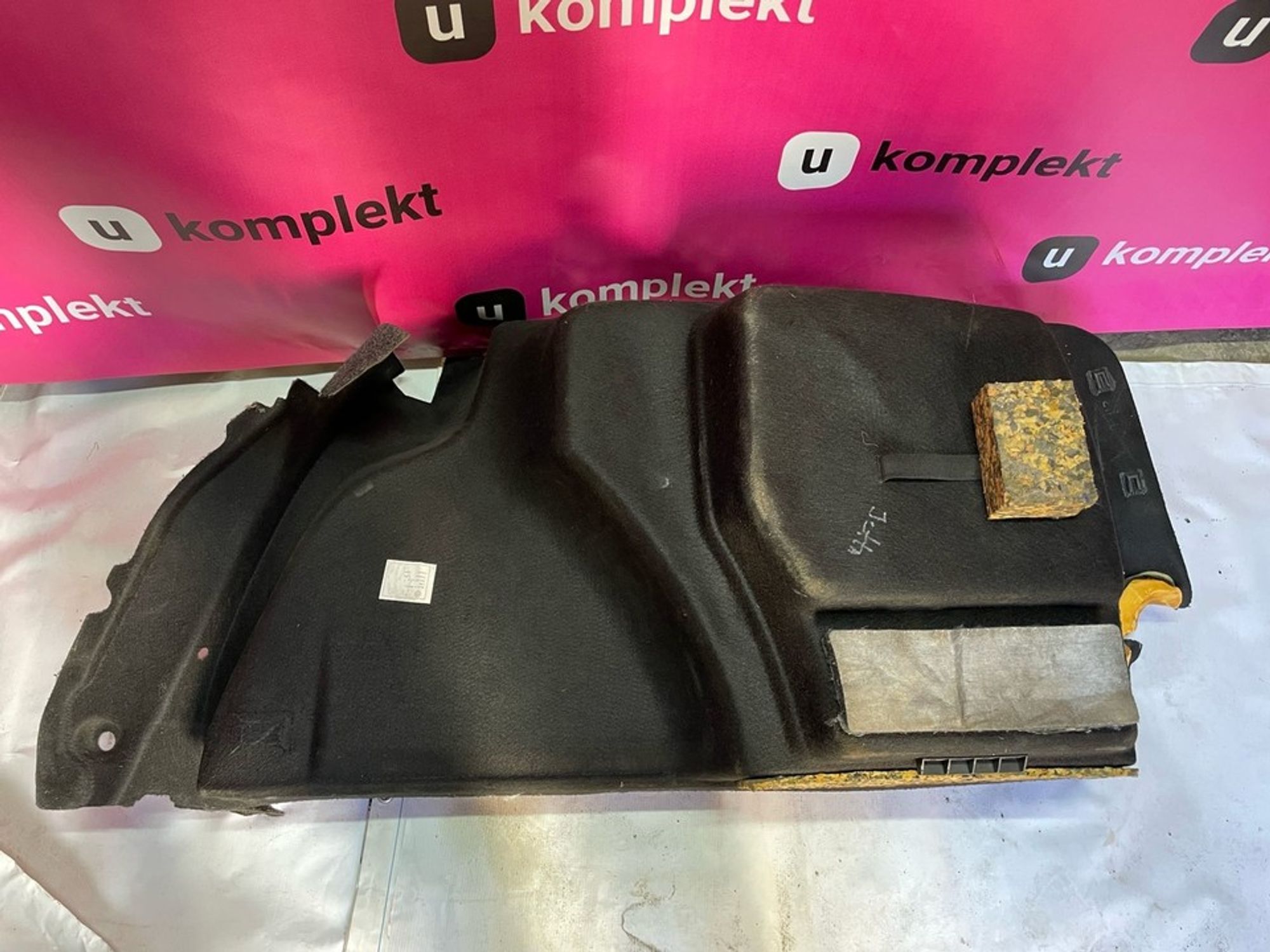 1K5867427 Обшивка багажника боковая левая L Vol..., 700 рублей, Нижний Новгород