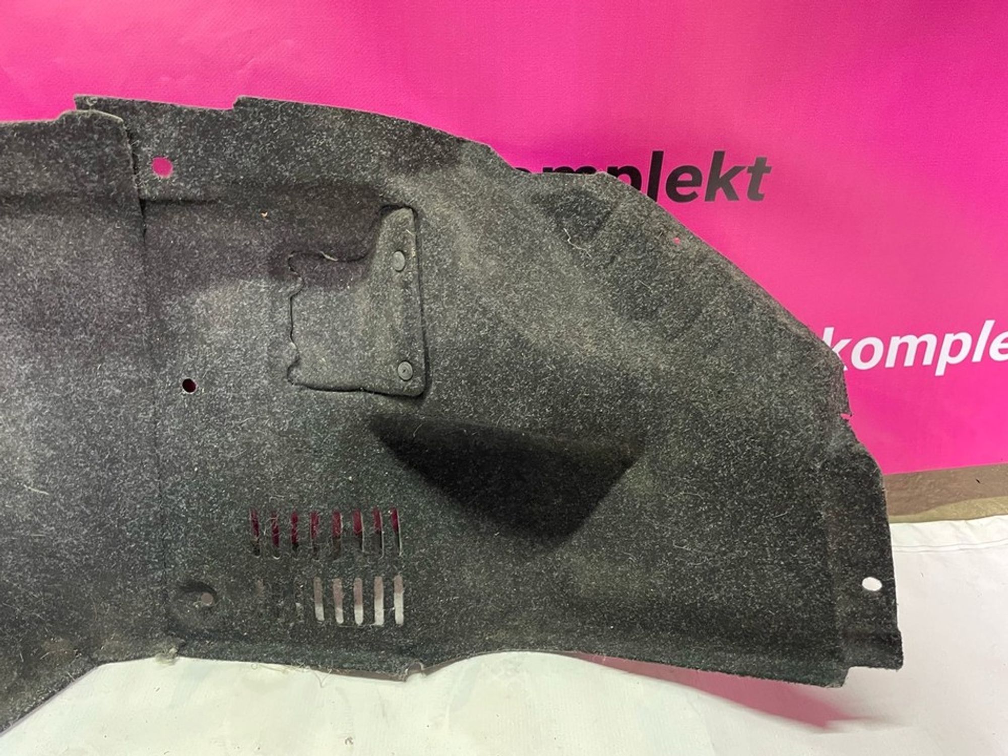 0K2N268860E02 Обшивка багажника боковая правая R Kia Spectra I, 700 рублей, Нижний Новгород