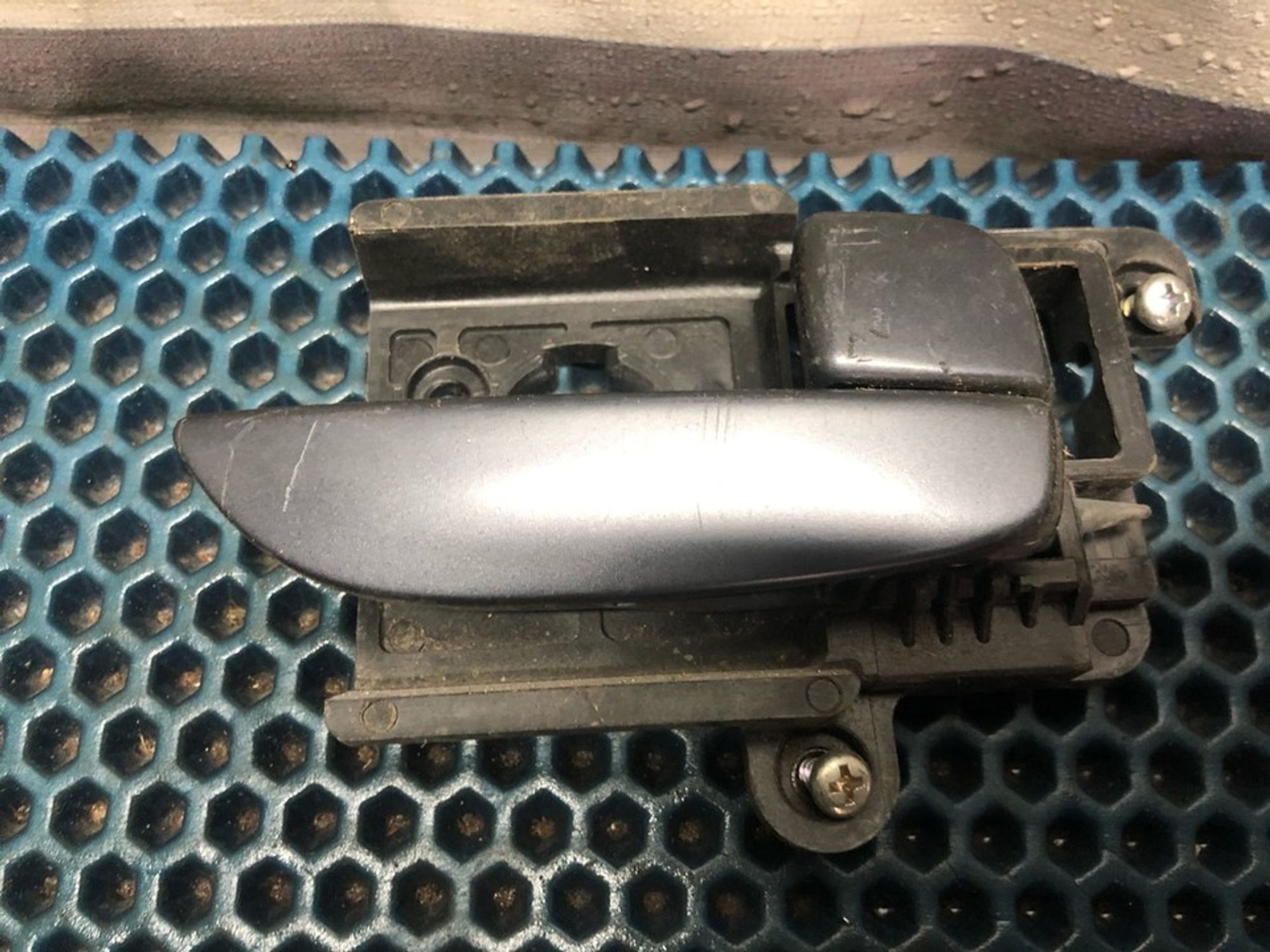 82623HD000 Ручка двери внутренняя правая R, 400 рублей, Нижний Новгород