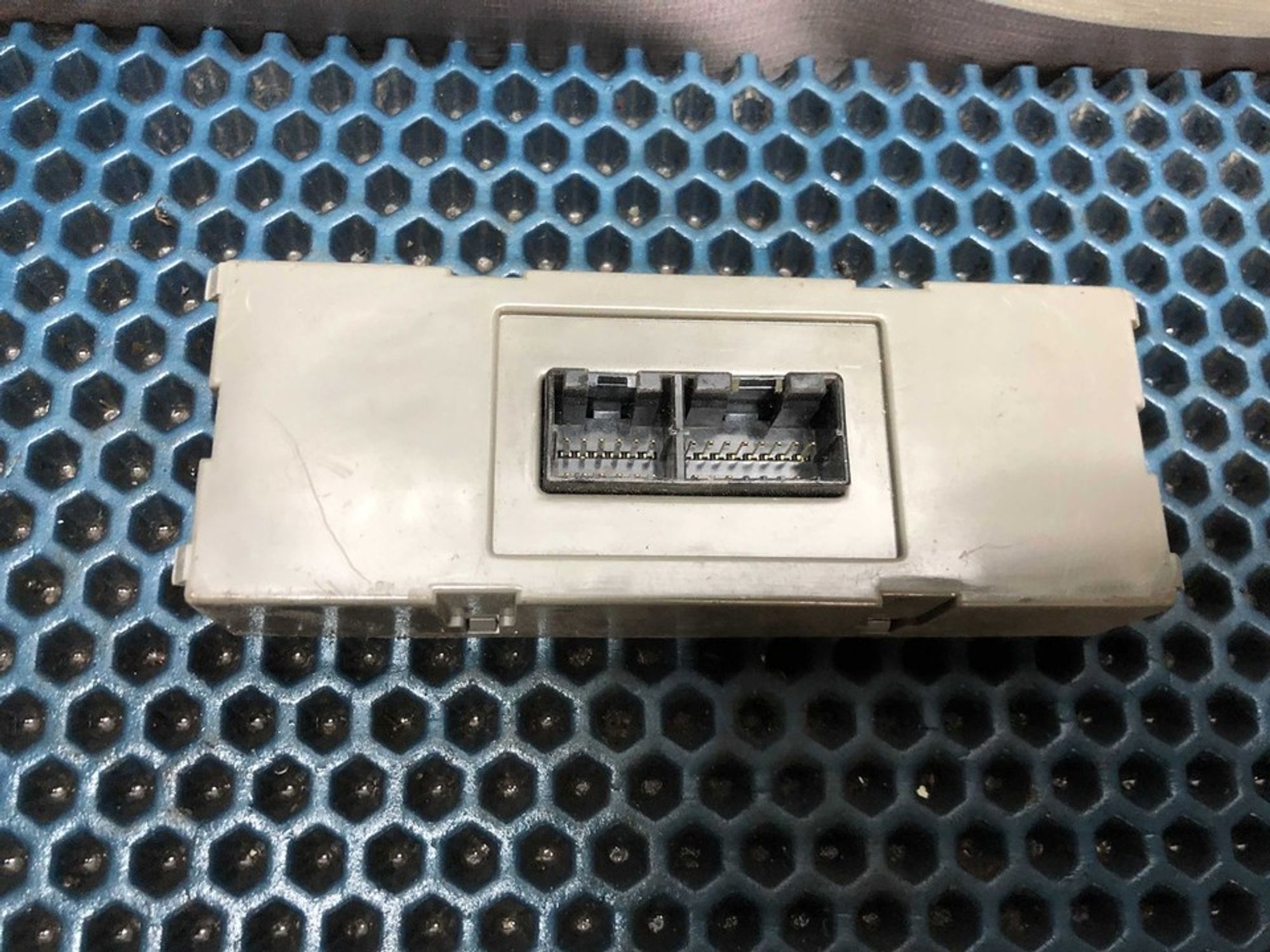 OK2N567580 Блок управления светом Kia Spectra I, 900 рублей, Нижний Новгород