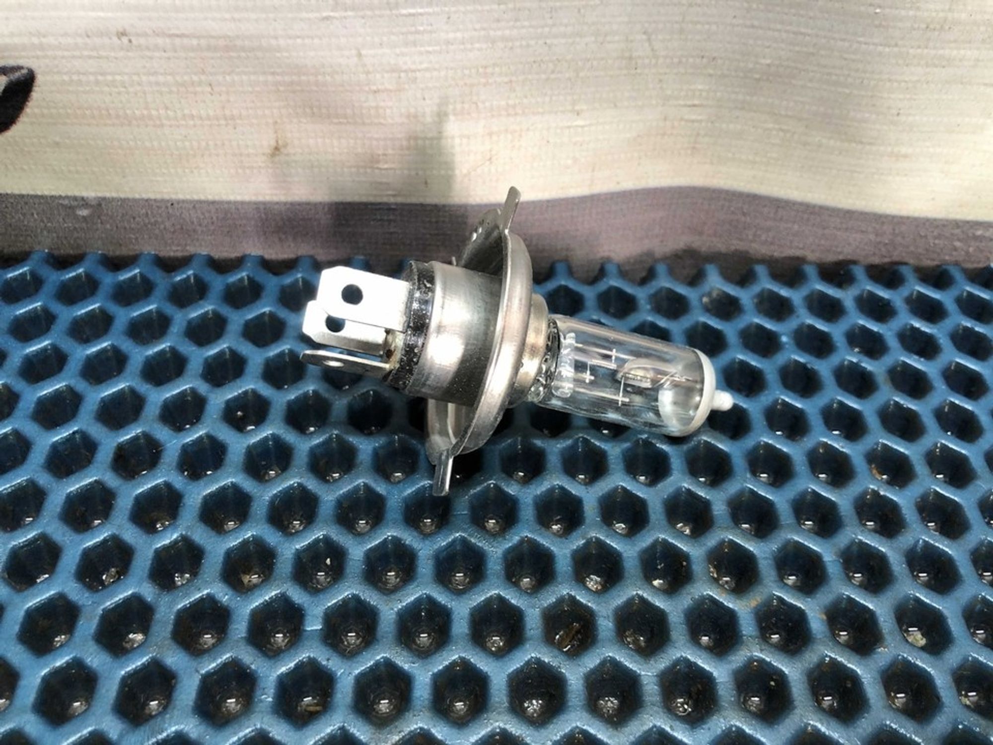 64193SVS Лампа OSRAM BOSCH Volkswagen Golf VI, 400 рублей, Нижний Новгород