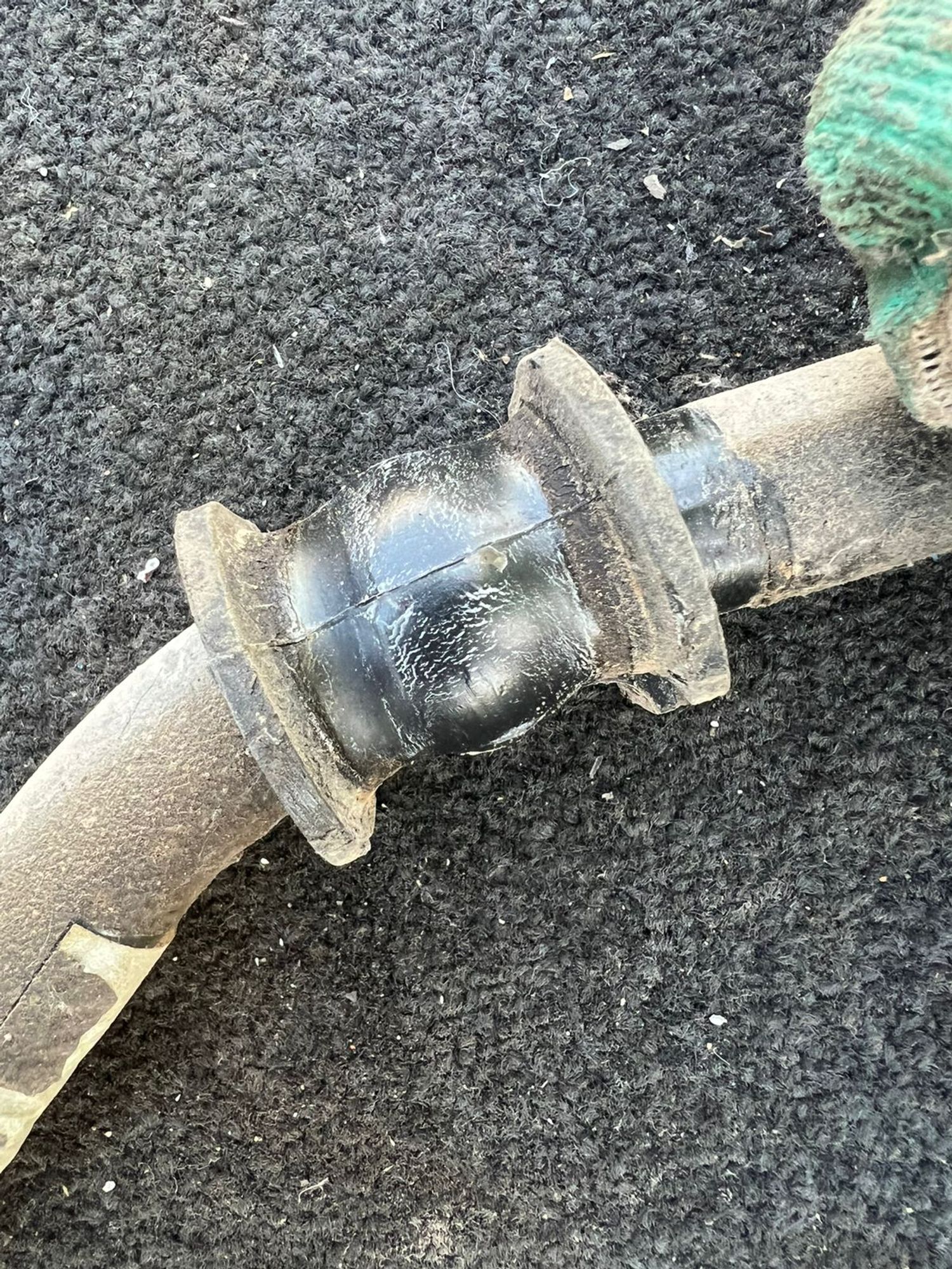 https://ycs.partsauto.market/partsauto-images/thmbs/046c9be1e465b38fa212839a5388ad7b/parts/e7c07d5e-e408-5b23-b959-306131cb6b7e_d3152e8b-654b-4a24-985f-dd21ae10a6f1.jpg