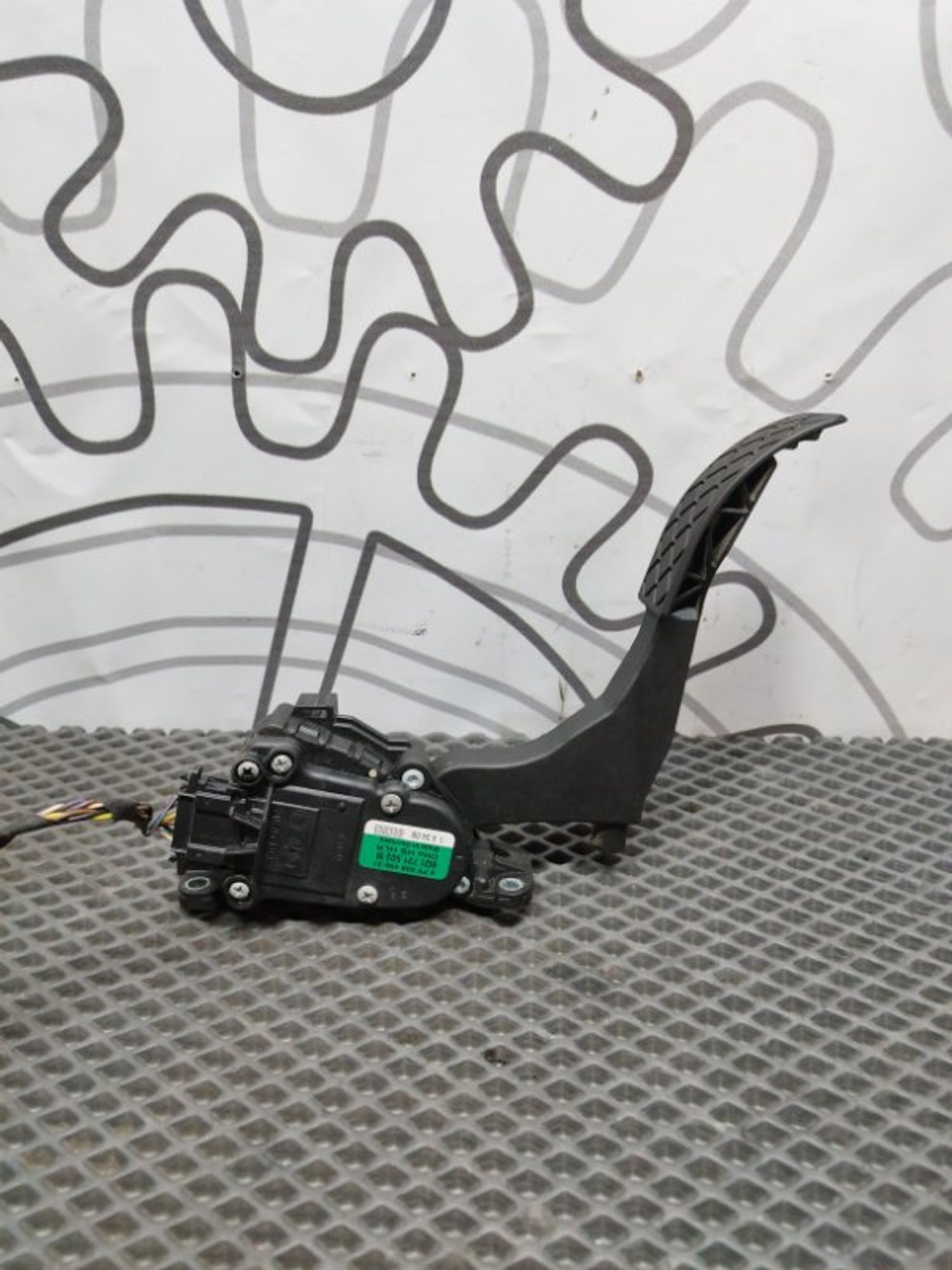 https://ycs.partsauto.market/partsauto-images/thmbs/09666ac43eaebd93bcda7818c490e81d/27d097836713830ef740371618104174/8ceb5c59f47706c6fca6352921cd0bf8.jpg