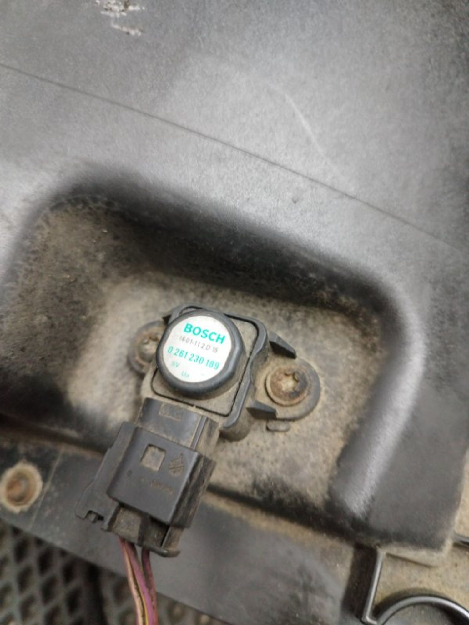 https://ycs.partsauto.market/partsauto-images/thmbs/09666ac43eaebd93bcda7818c490e81d/35cbee576c64fd7c5351496875a75821/b5043e60857b9f4d34e517ec808c28d3.jpg