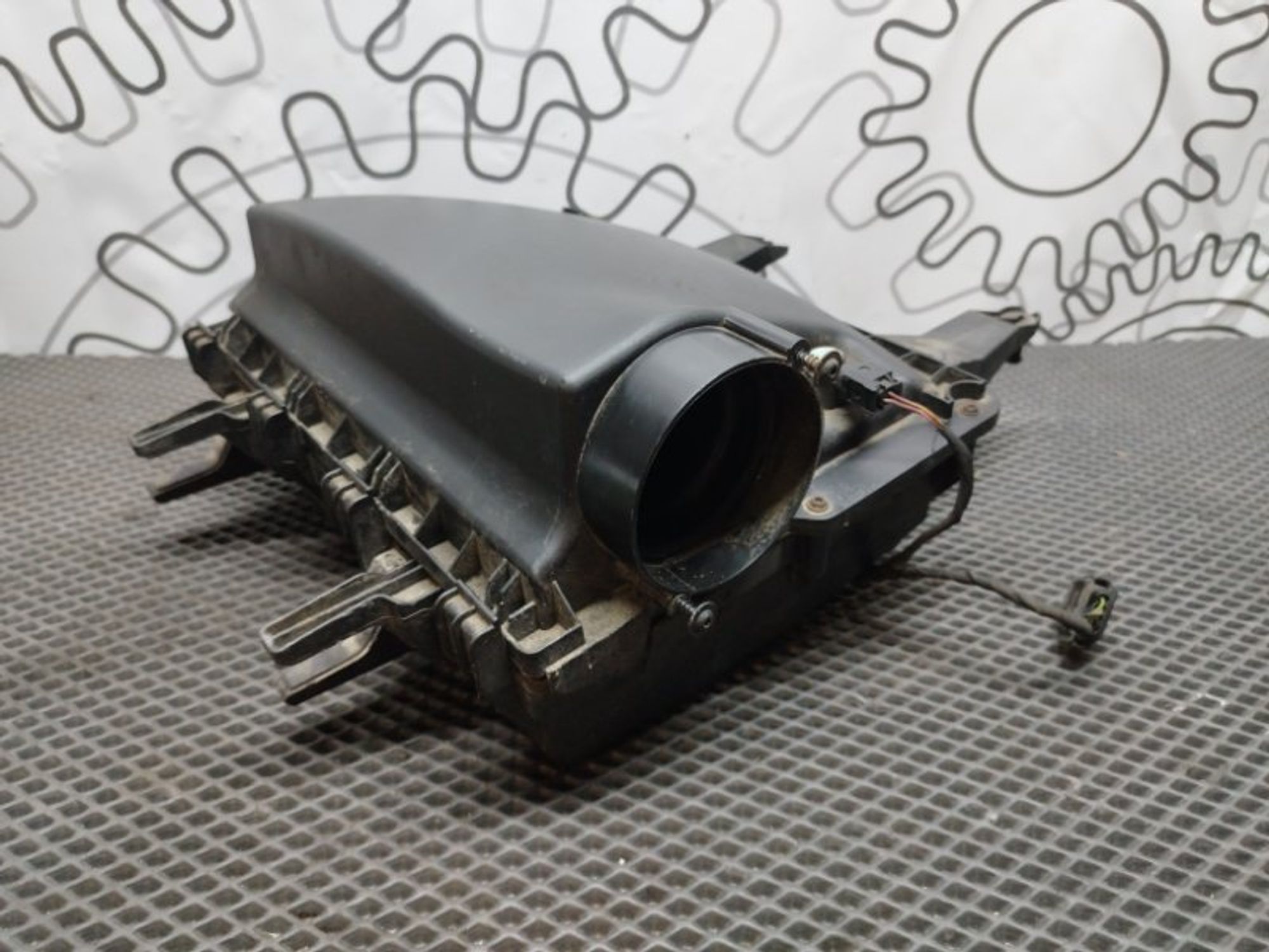 https://ycs.partsauto.market/partsauto-images/thmbs/09666ac43eaebd93bcda7818c490e81d/35cbee576c64fd7c5351496875a75821/da0fb6c230ce944c50f1edd26b147216.jpg