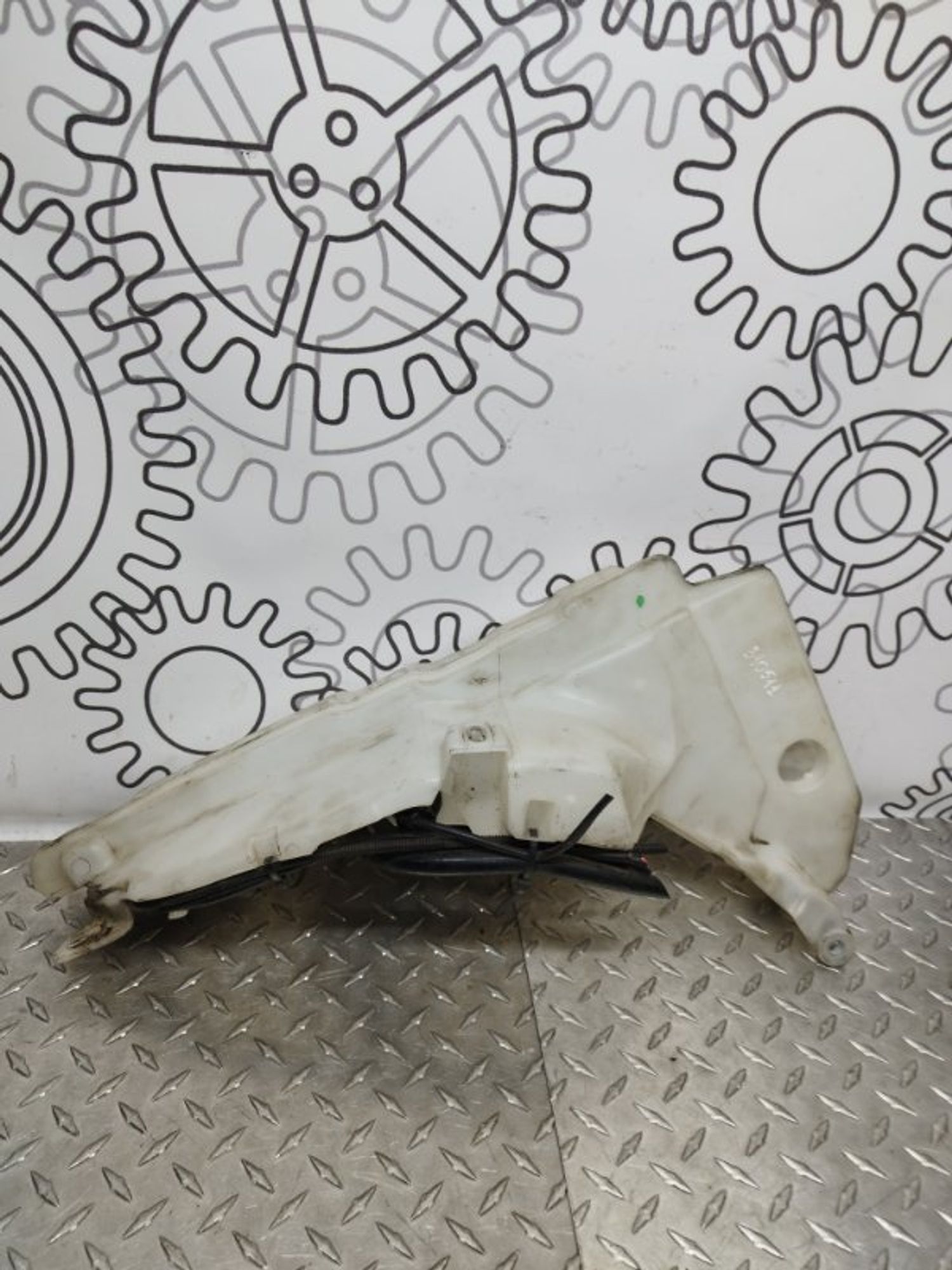 https://ycs.partsauto.market/partsauto-images/thmbs/09666ac43eaebd93bcda7818c490e81d/6961128b2a9d381458240e3017a86d40/071c5028a2e25eb995ac0acc49dc45a5.jpg