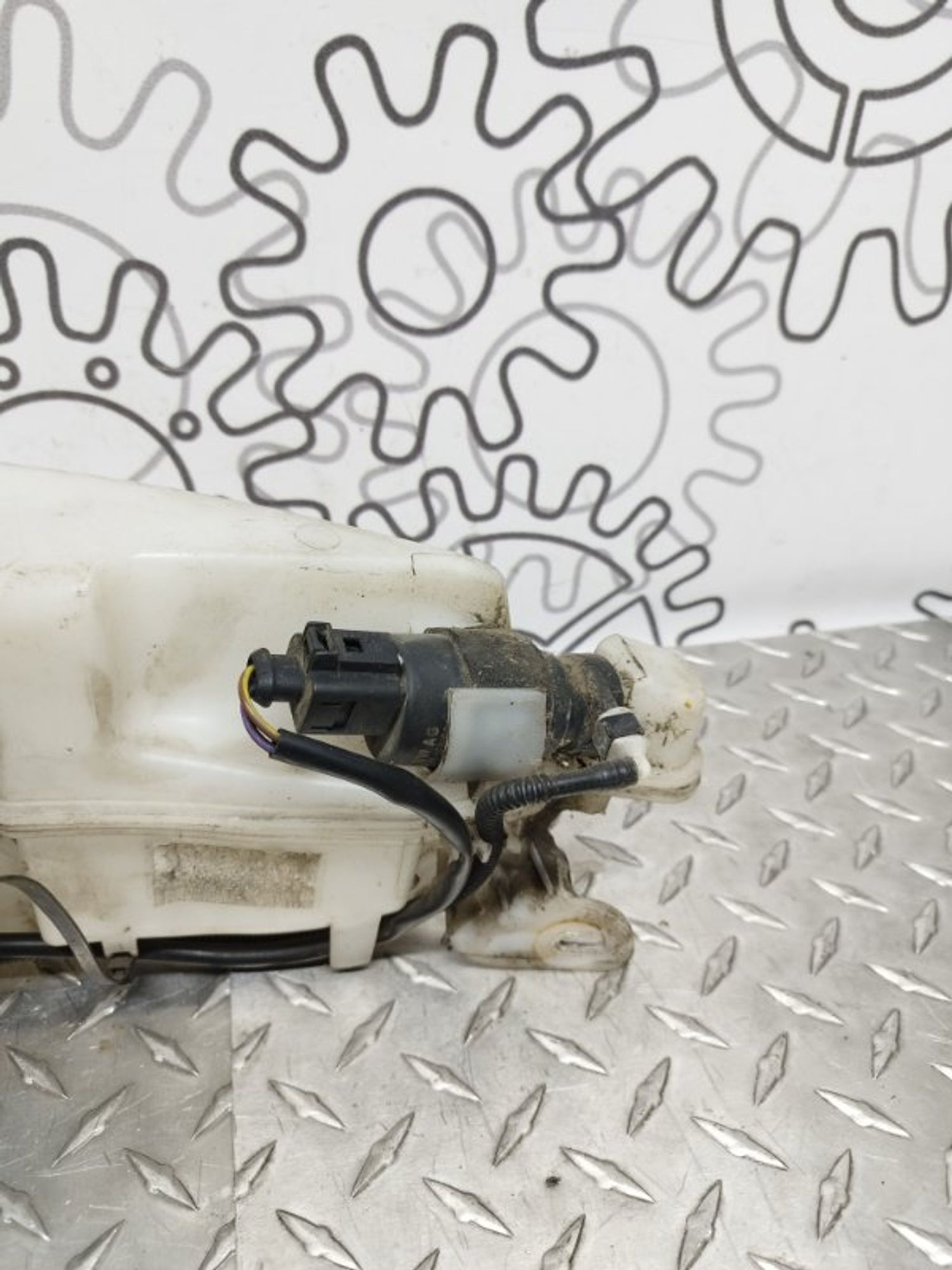 https://ycs.partsauto.market/partsauto-images/thmbs/09666ac43eaebd93bcda7818c490e81d/6961128b2a9d381458240e3017a86d40/2f8bcc00c316281611c8e502514c04e8.jpg