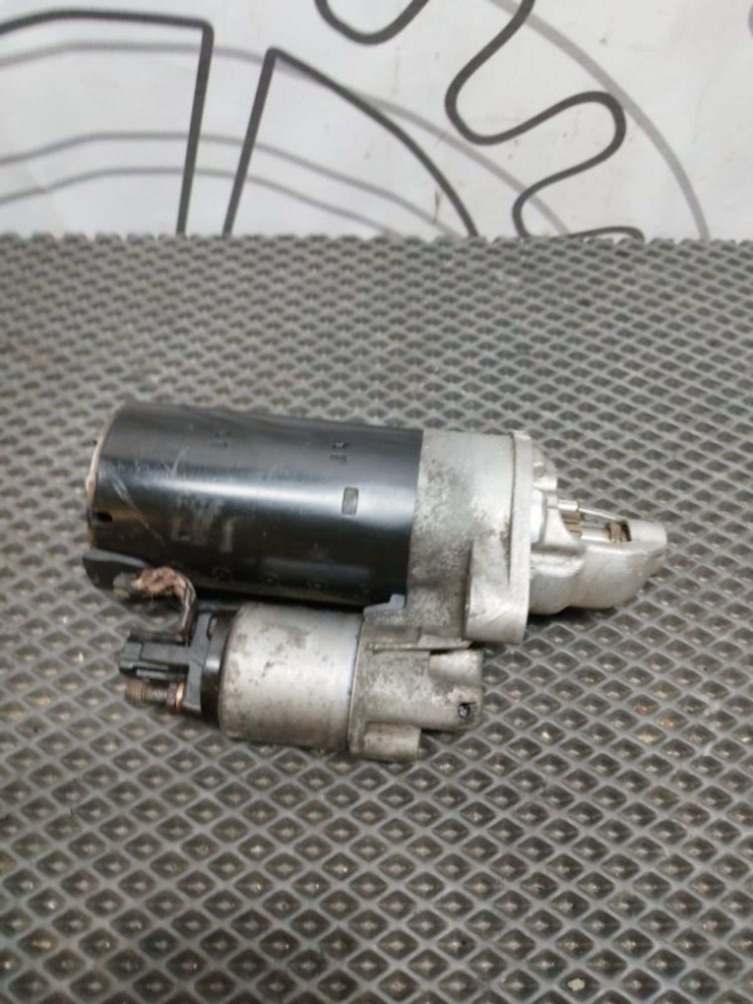 https://ycs.partsauto.market/partsauto-images/thmbs/09666ac43eaebd93bcda7818c490e81d/91cfa551190ce2d675b635e68911e937/1d0e0dd815dc60073c8e0204fd7835ac.jpg