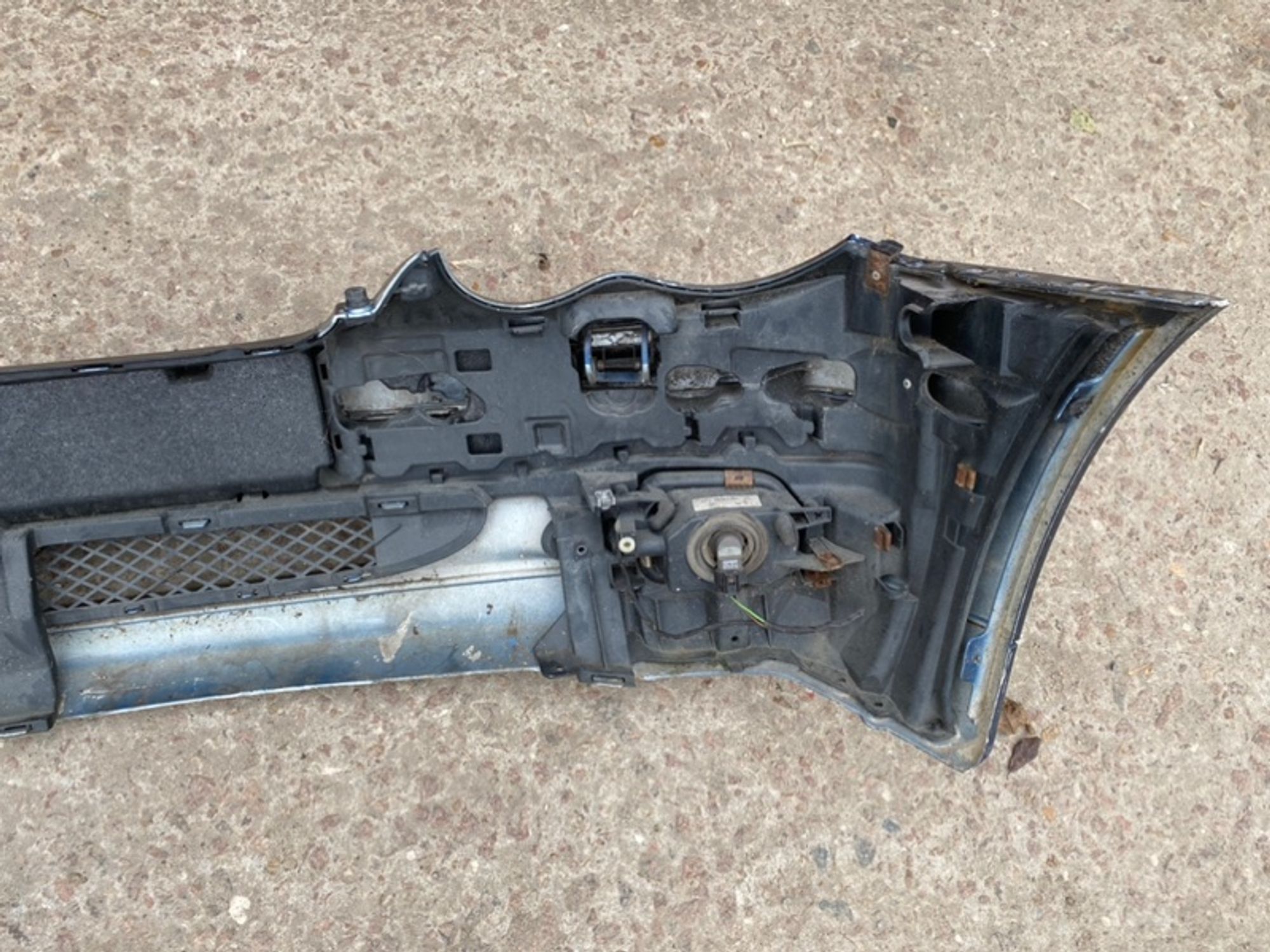 https://ycs.partsauto.market/partsauto-images/thmbs/09666ac43eaebd93bcda7818c490e81d/ac56968d4f89d28367e446c2b2d381d3/4a1e1f48394c2f9b2f95953d63f228eb.jpg