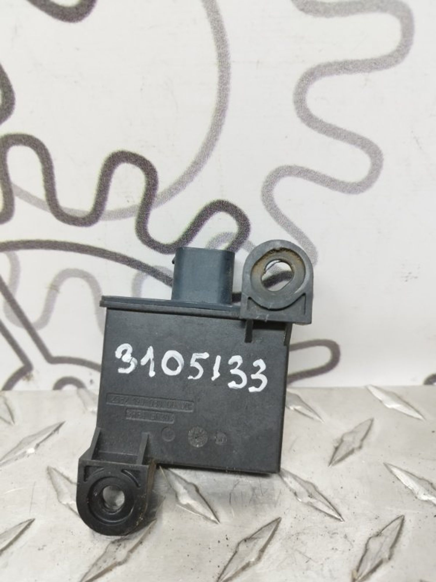 https://ycs.partsauto.market/partsauto-images/thmbs/09666ac43eaebd93bcda7818c490e81d/c326779f445556c66115e9a214e98a65/6034c7265d564875fc2d68385aa7642f.jpg