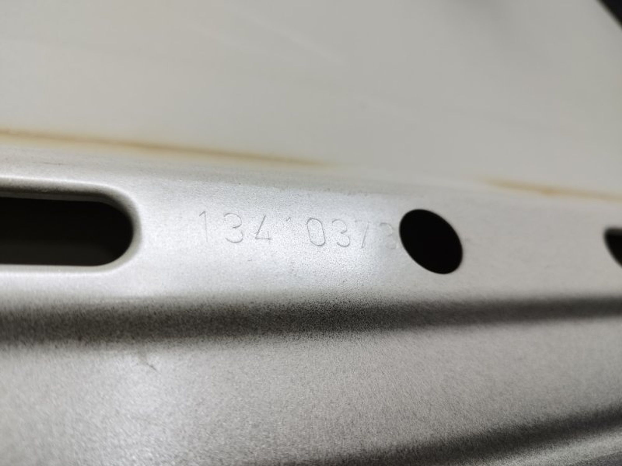 https://ycs.partsauto.market/partsauto-images/thmbs/09666ac43eaebd93bcda7818c490e81d/cdd1090462d2f1a2e3dd668a6a43ba94/2f64005b96fb11c62687388586a0839c.jpg