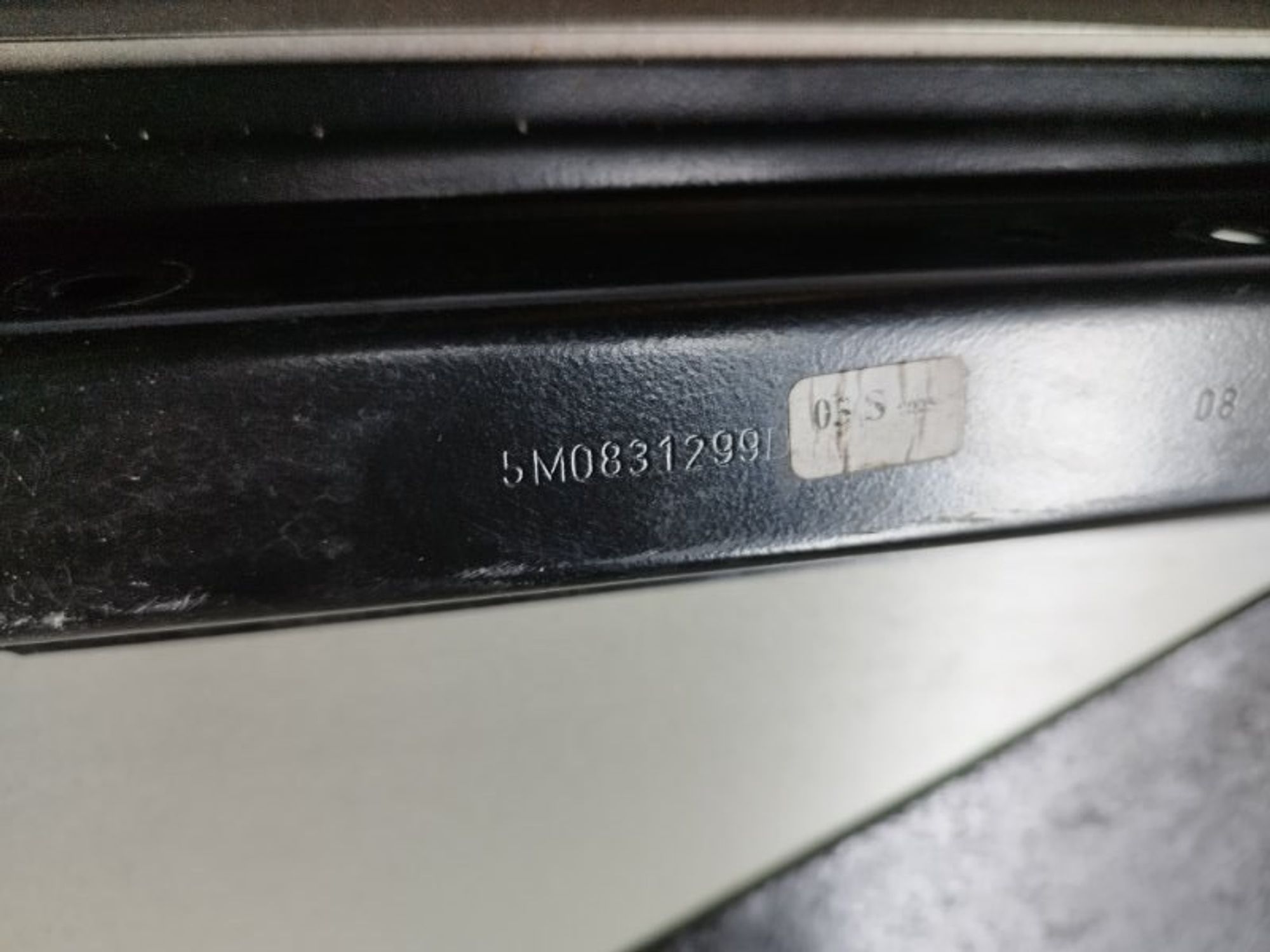 https://ycs.partsauto.market/partsauto-images/thmbs/09666ac43eaebd93bcda7818c490e81d/cdd1090462d2f1a2e3dd668a6a43ba94/b8c9f4c531578a6647fcb80457c6891c.jpg