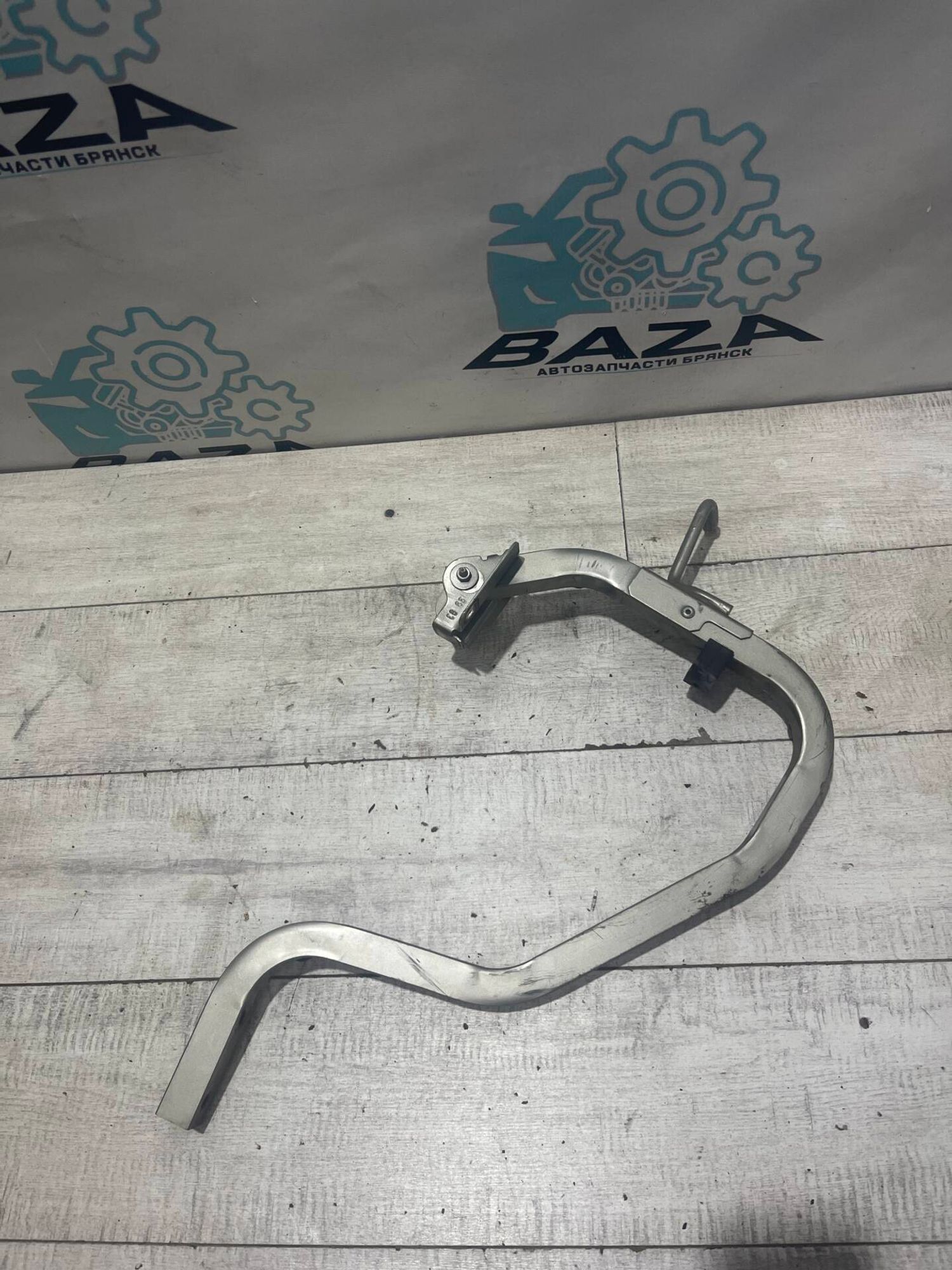 Петля багажника левая Renault Logan 2, 1000 рублей, Брянск