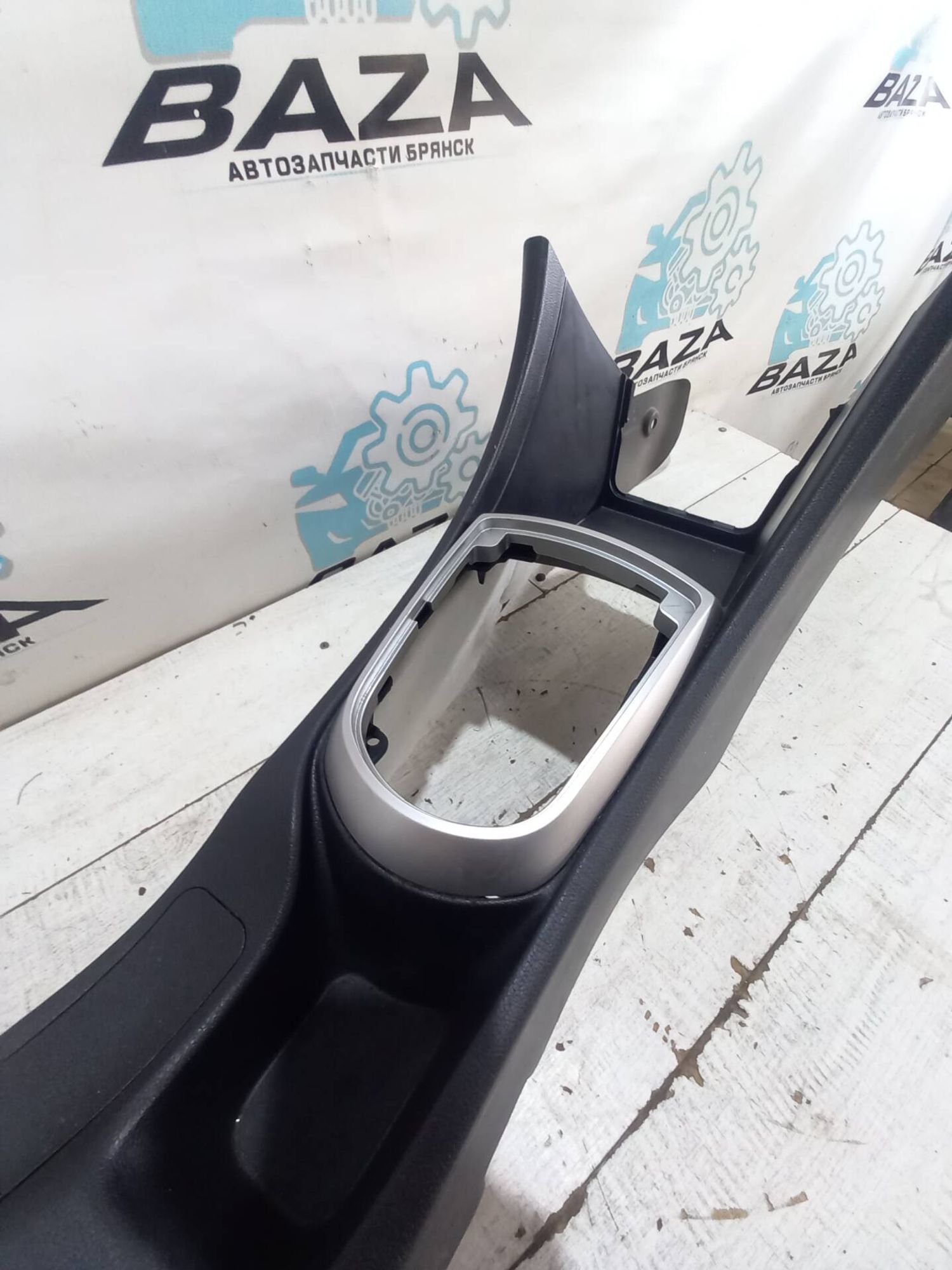 Консоль центральная Hyundai Solaris, 1500 рублей, Брянск