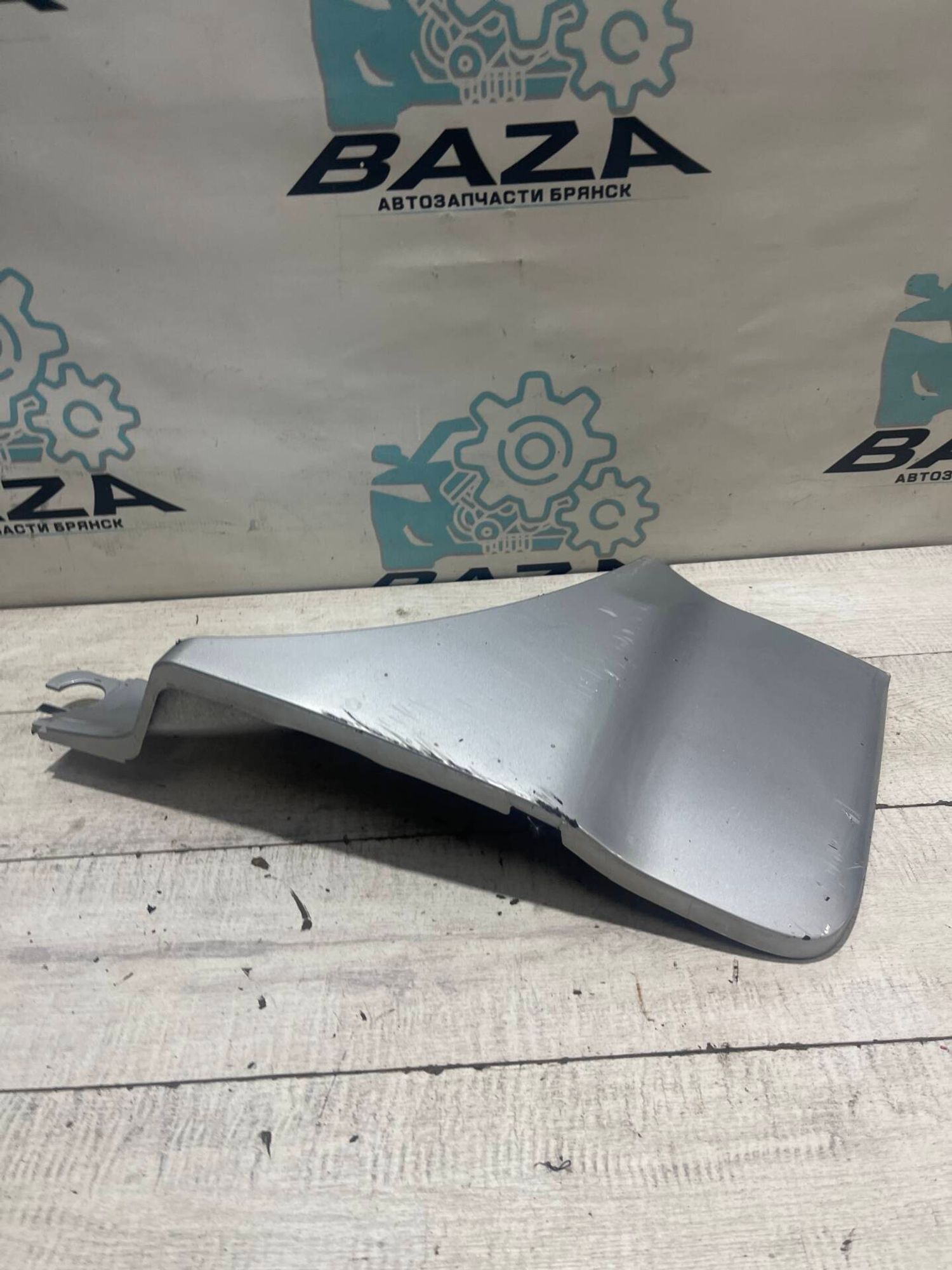 Накладка двери багажника Toyota RAV 4 3, 1500 рублей, Брянск