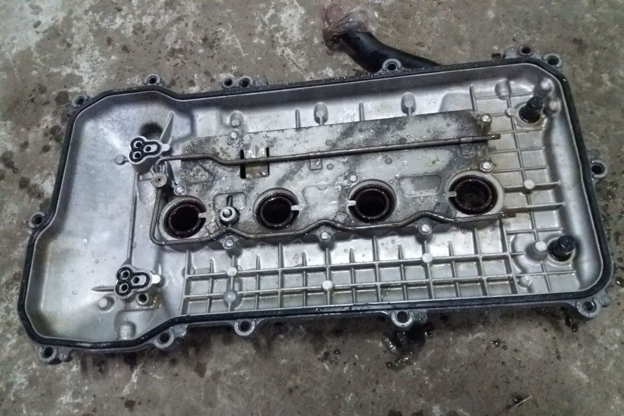 Клапанная крышка Toyota Auris, 2500 рублей, Брянск