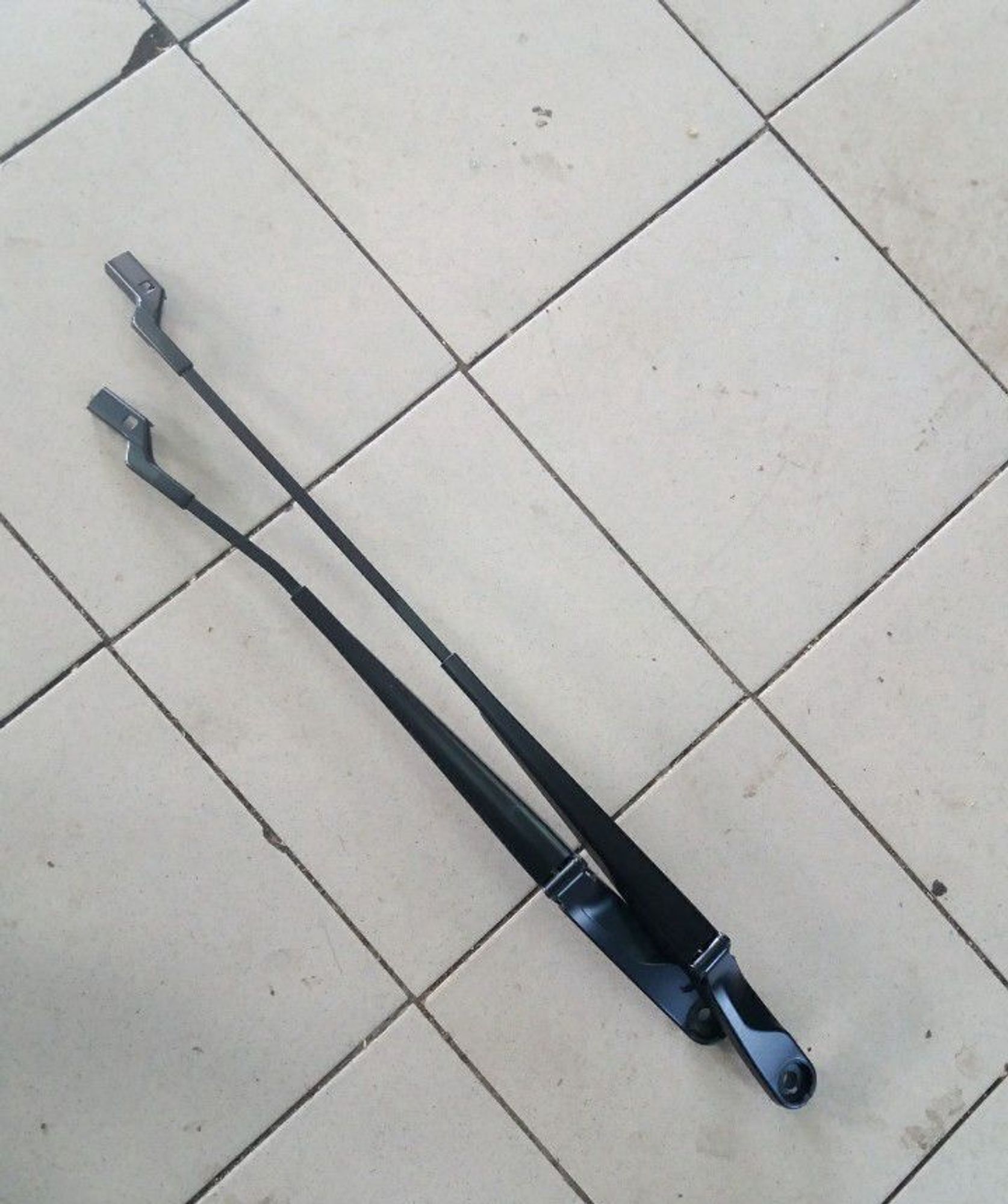 Поводок дворников VW Volkswagen Touareg 3 2019г, 2500 рублей, Брянск
