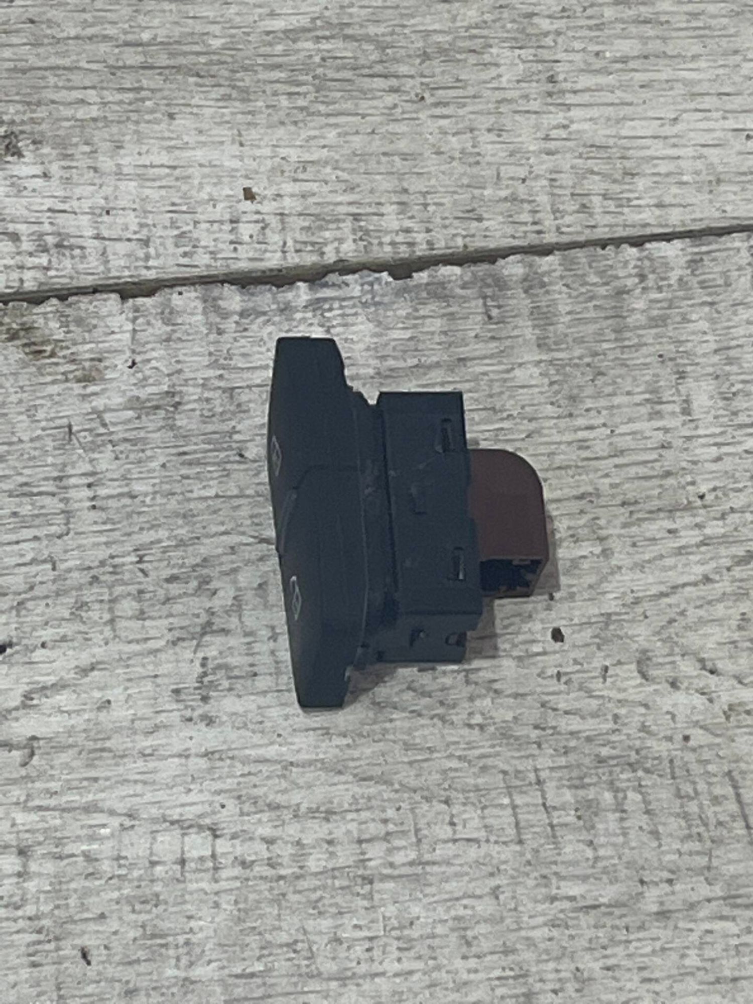 Кнопка блокировки двери  Audi A6 C7, 1000 рублей, Брянск