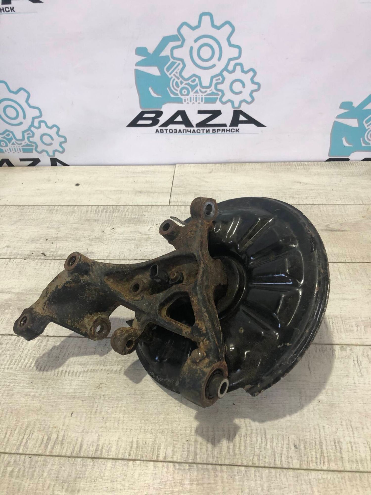 Кулак задний правый Volkswagen Golf 7, 5000 рублей, Брянск