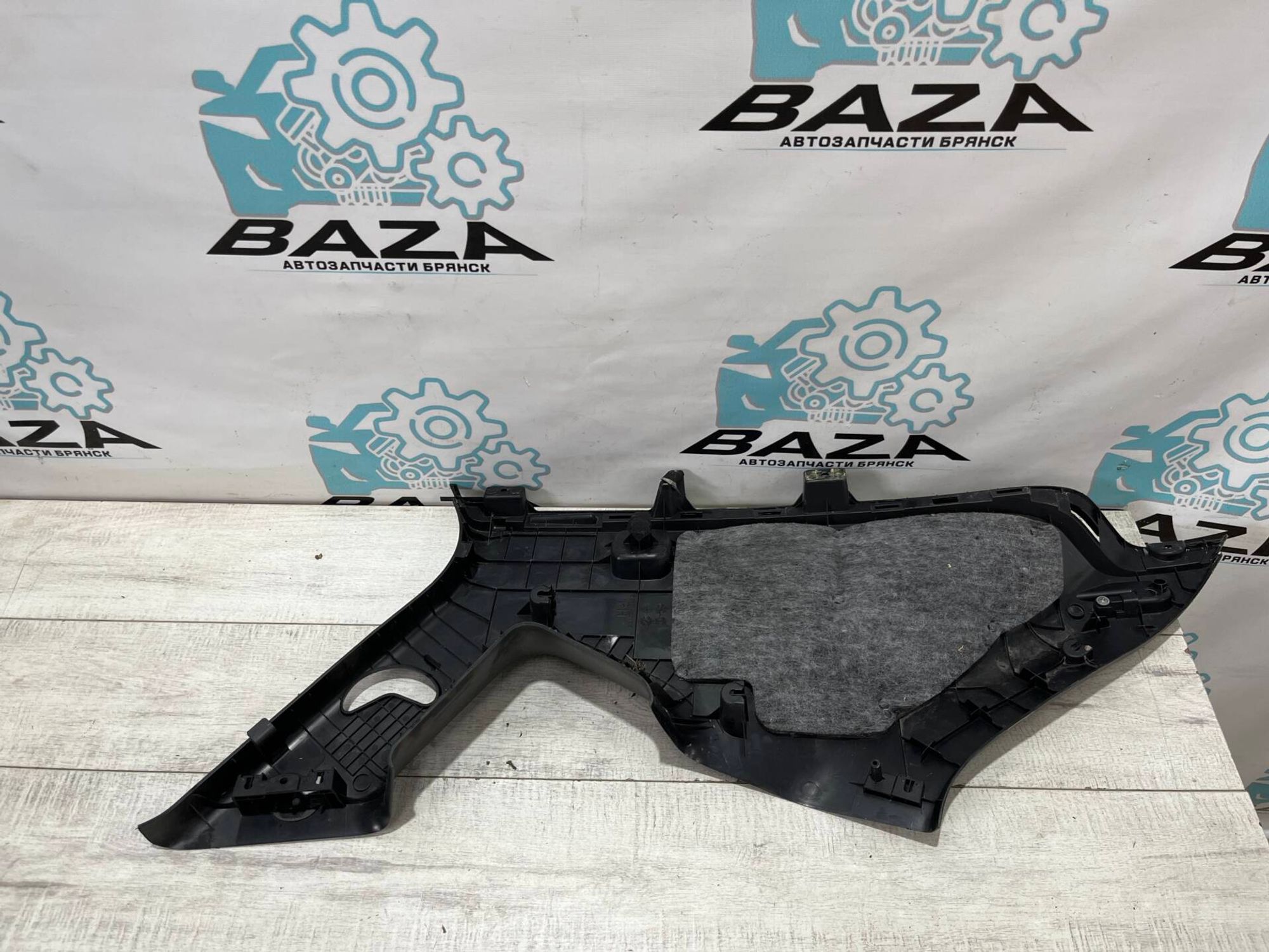 Накладка багажника правая  Hyundai ix35, 2000 рублей, Брянск