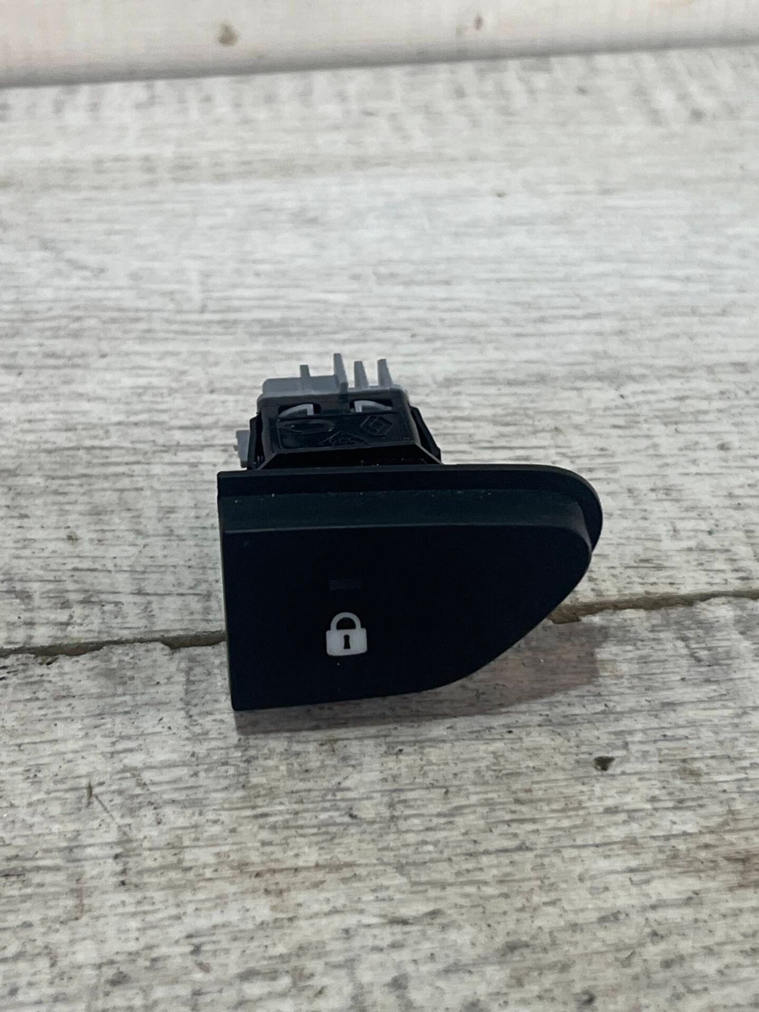 Кнопка центрального замка Renault Kaptur, 500 рублей, Брянск