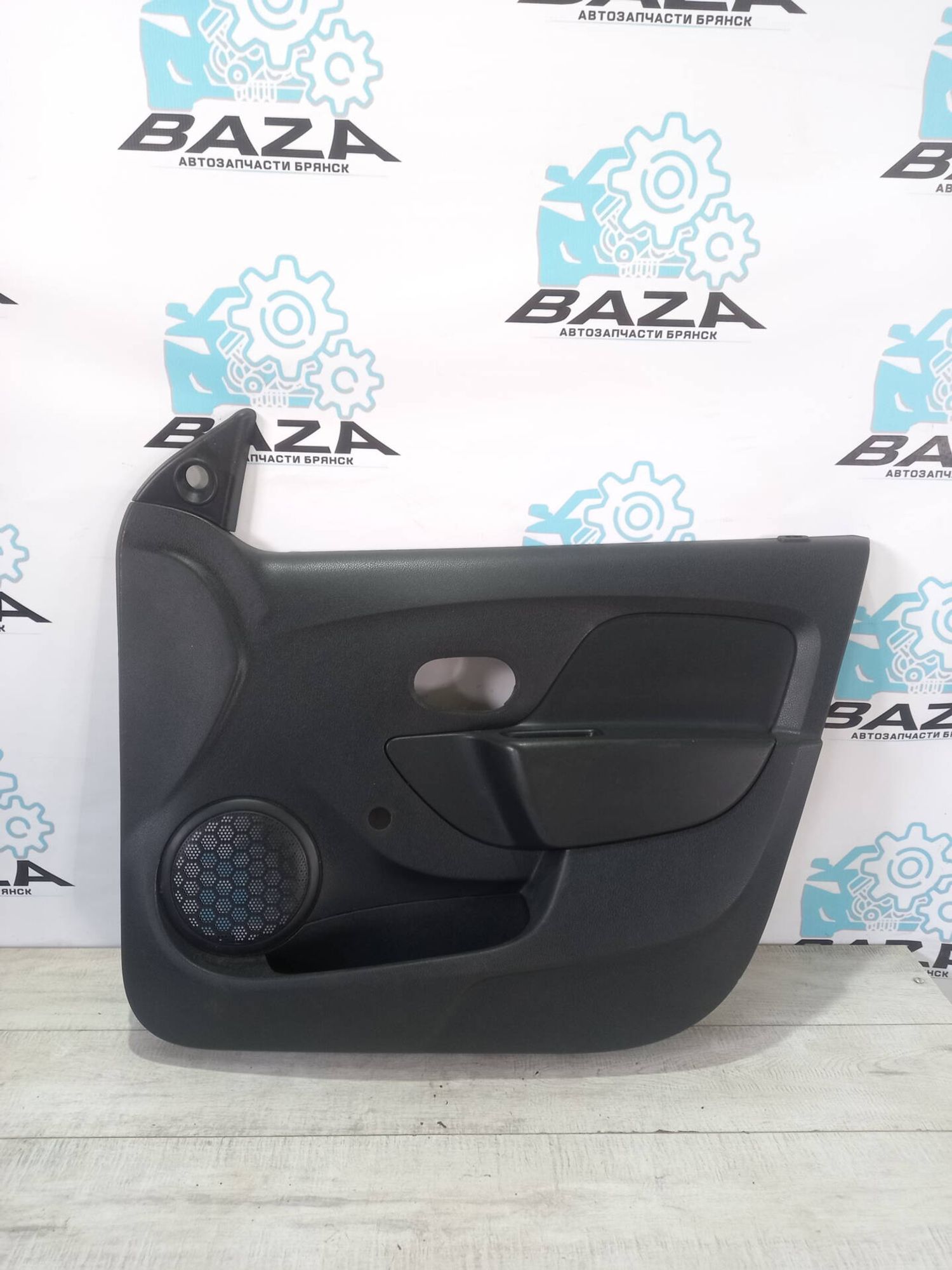 Карта передней правой двери Renault Logan 2, 700 рублей, Брянск