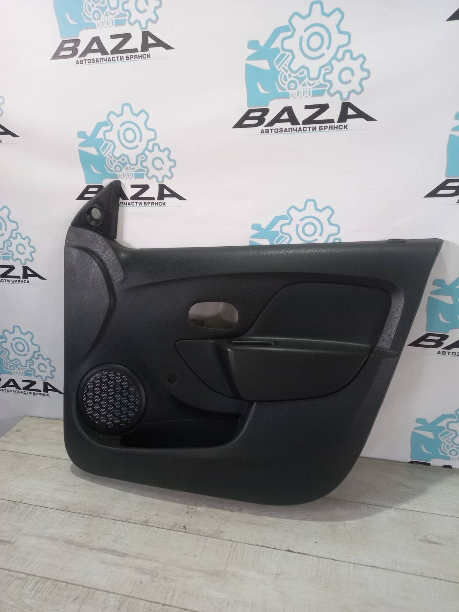 Карта передней правой двери Renault Logan 2, 700 рублей, Брянск