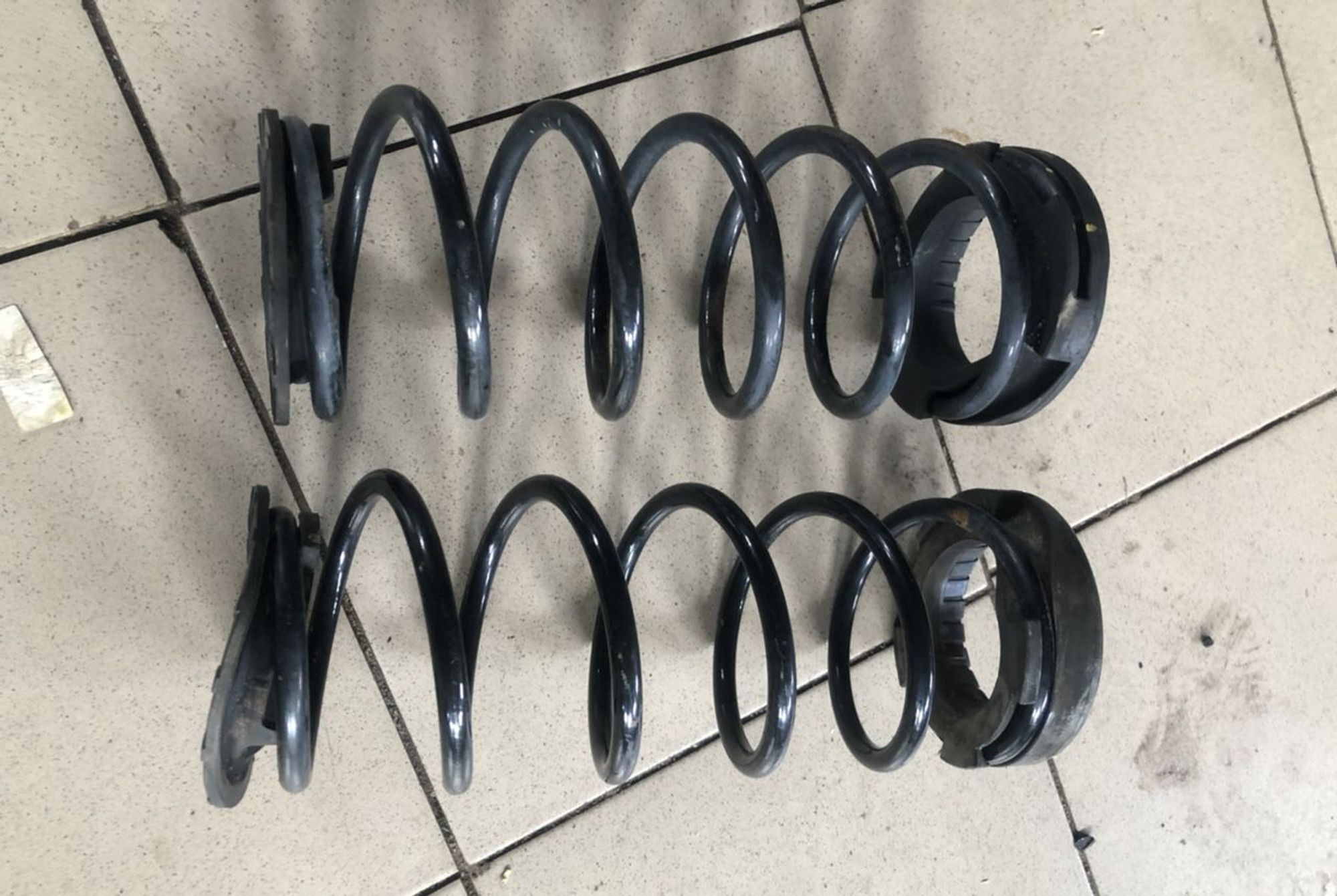 Пружина задняя Kia Rio 3 Hyundai Solaris, 1000 рублей, Брянск