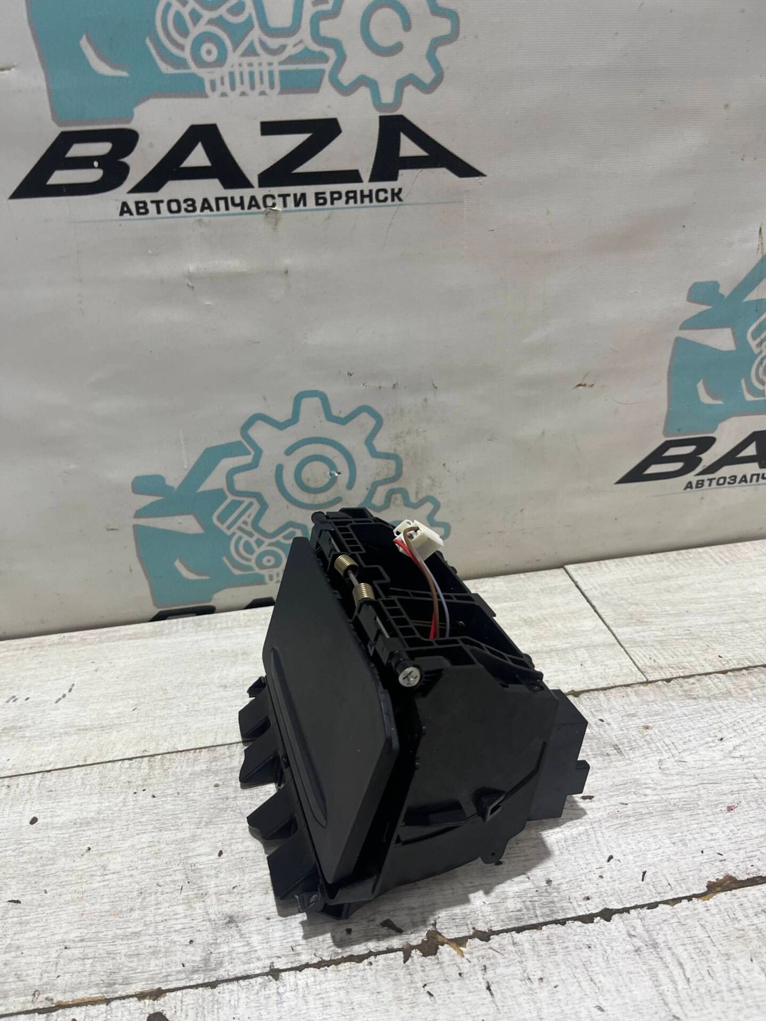Разъем USB, прикуриватель Volkswagen Touareg 3, 4000 рублей, Брянск