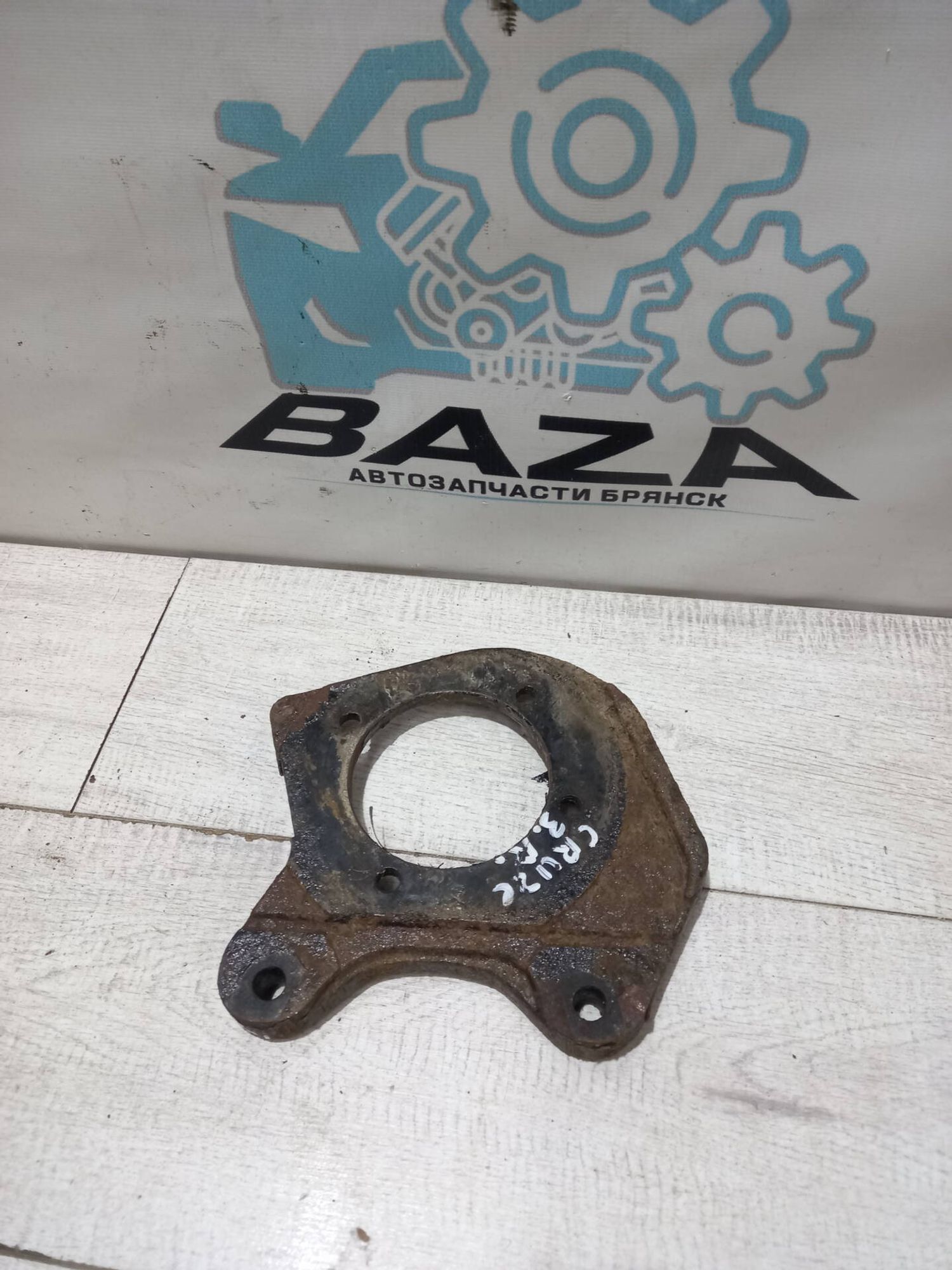 Кронштейн заней правой ступицы Chevrolet Cruze, 600 рублей, Брянск