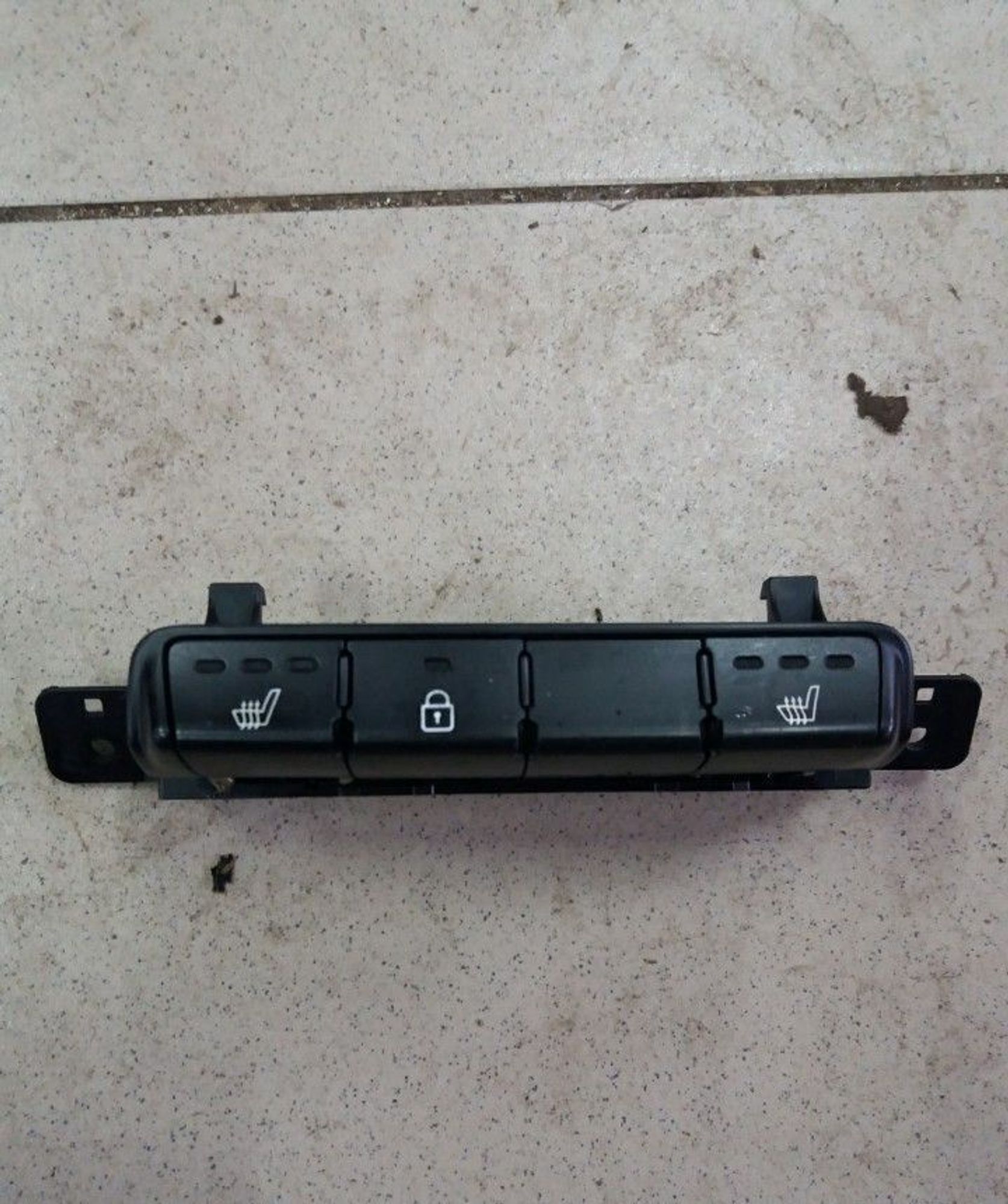 Кнопки подогрева сидений Kia Ceed 2 JD, 1500 рублей, Брянск