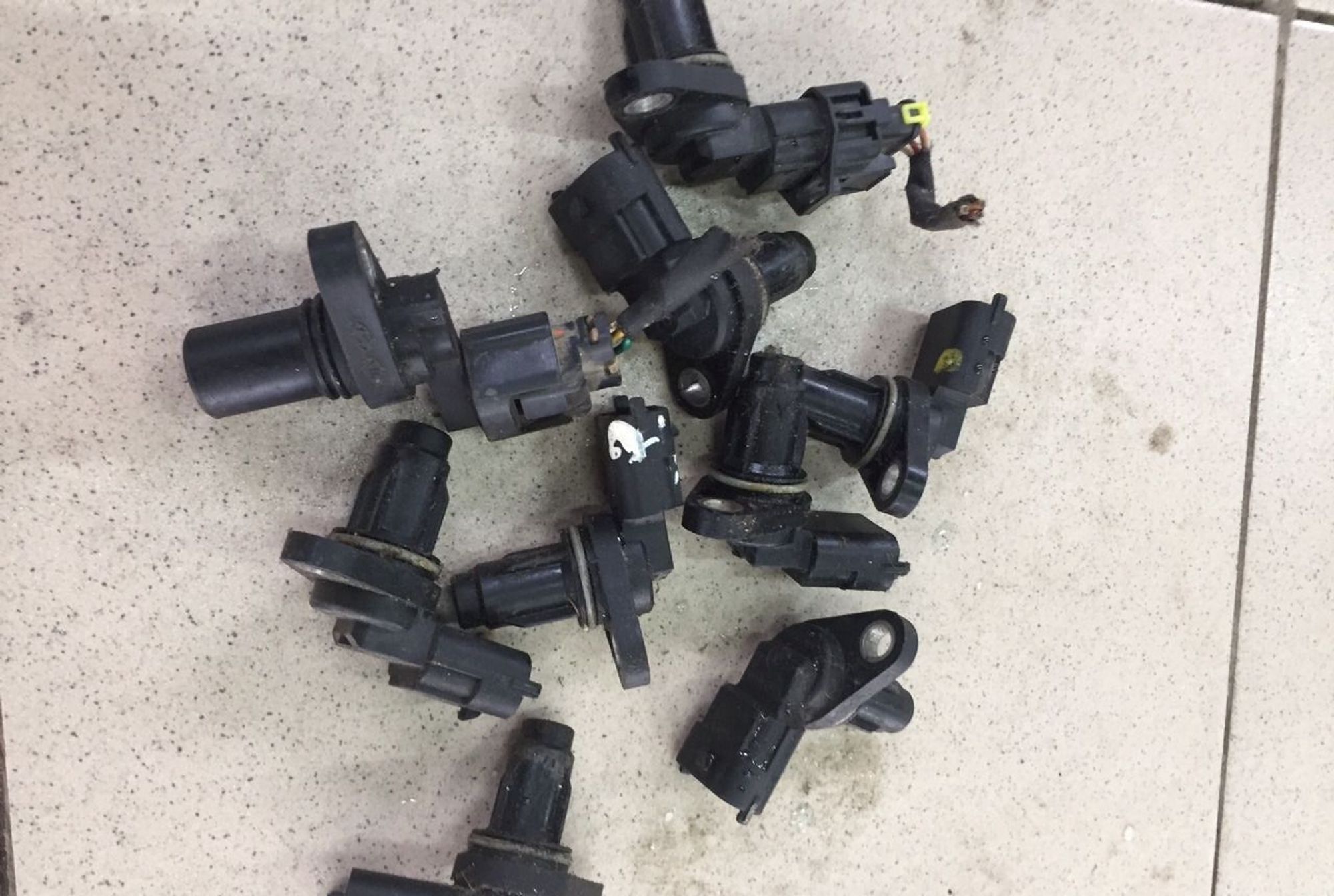 Kia Rio 3 hyndai Solaris датчик распредвала, 1000 рублей, Брянск