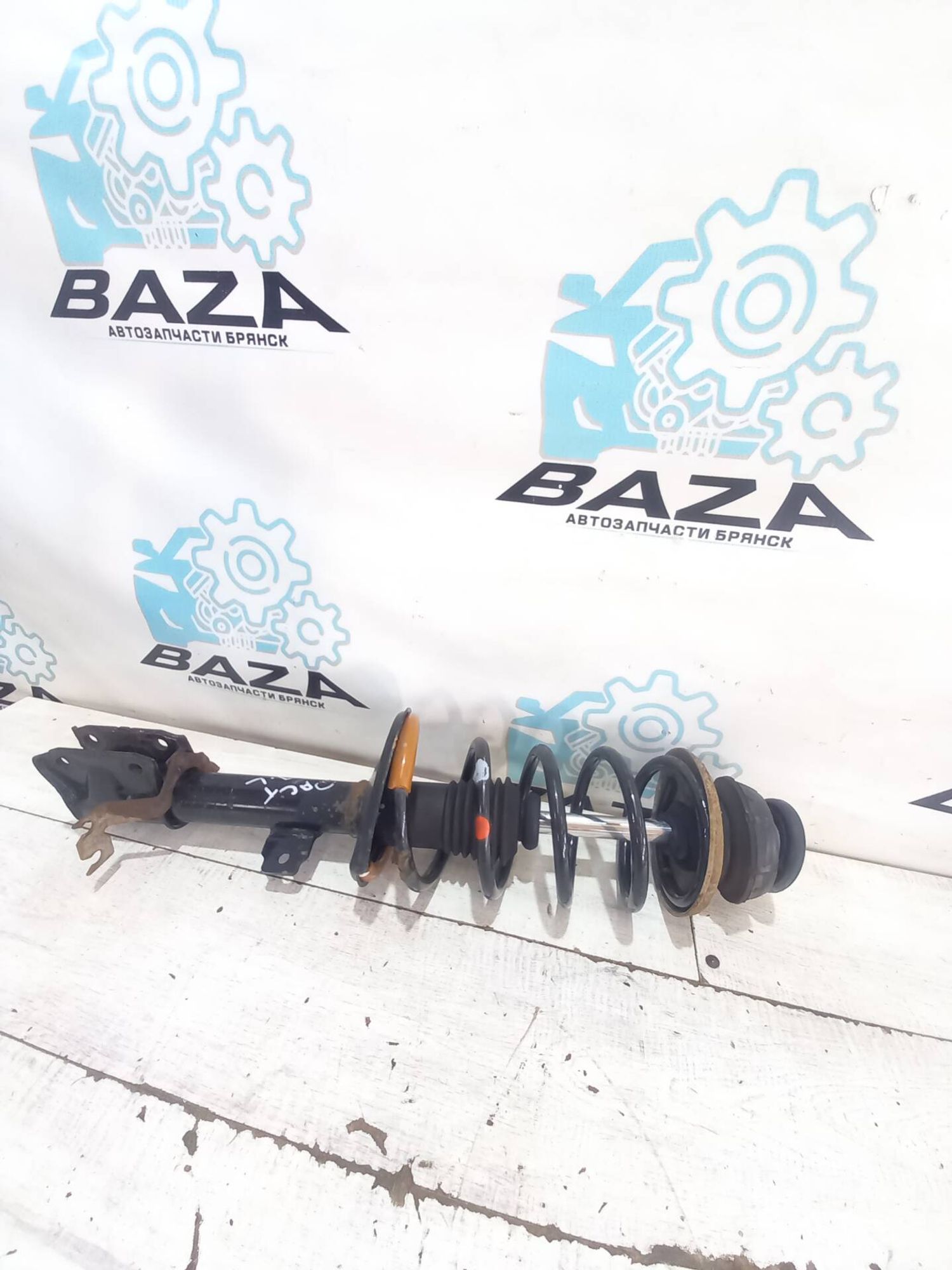 Стойка передняя в сборе Renault Duster, 3000 рублей, Брянск
