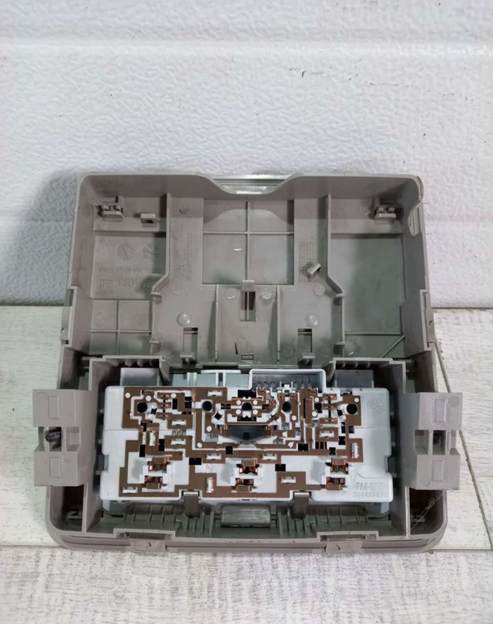 Плафон освещения салона Chevrolet Cruze J300, 800 рублей, Брянск